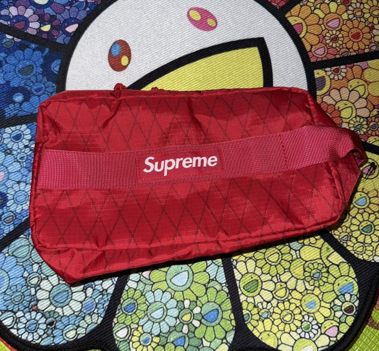 Supreme Supreme utility bag Red FW2018 Size ONE SIZE - 4 Thumbnail