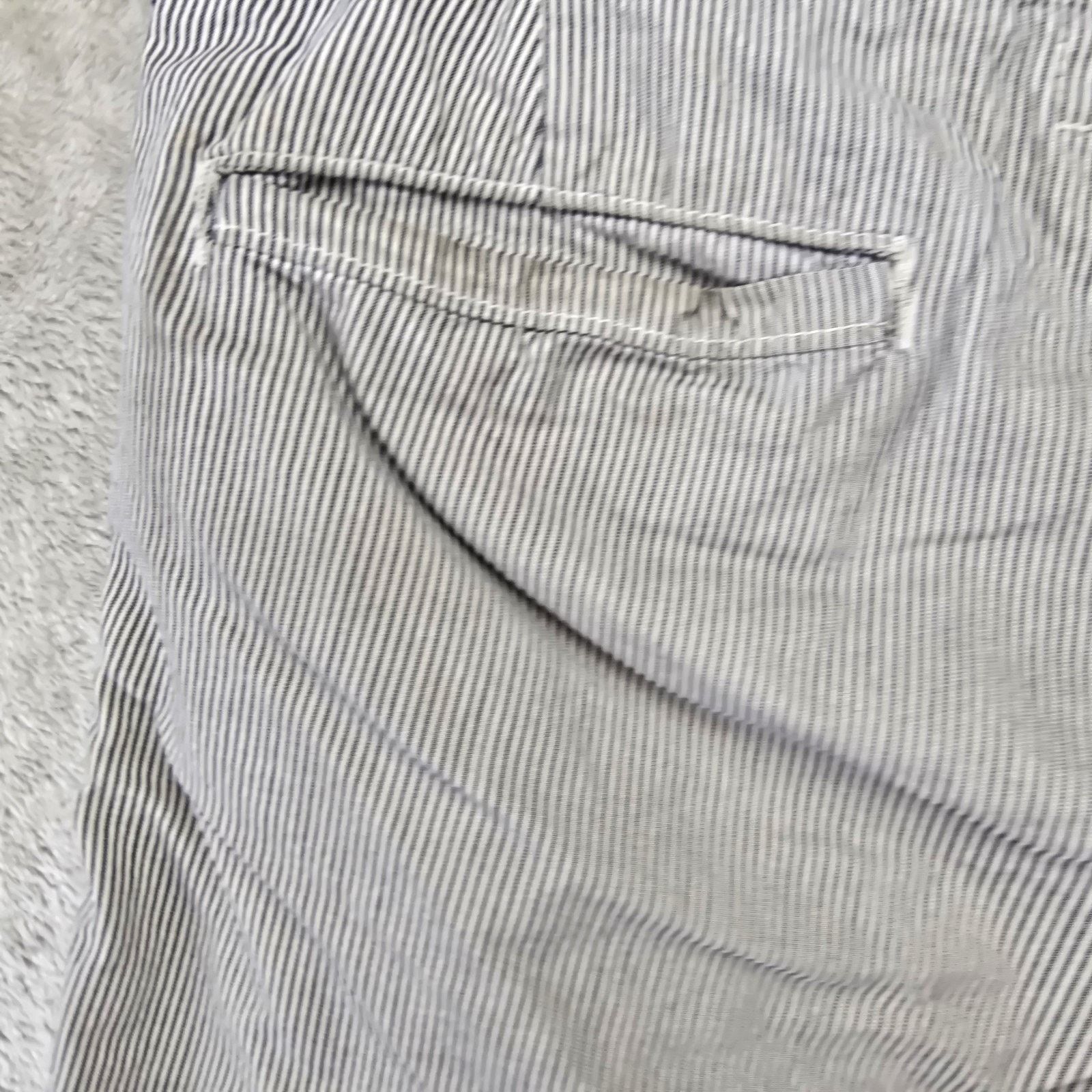 Hollister Hollister Shorts Mens 36 White Striped Classic Fit *FLAWS* Size US 36 / EU 52 - 9 Thumbnail