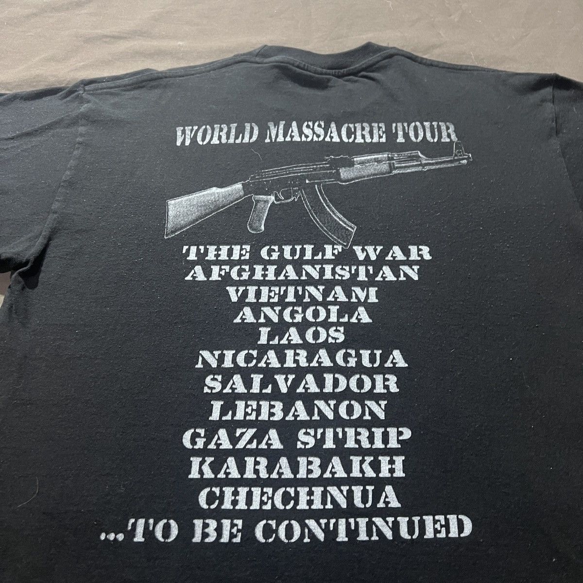 Vintage Vintage Y2K AK47 Kill Tour Promo Tee L Gun military Size US L / EU 52-54 / 3 - 8 Thumbnail