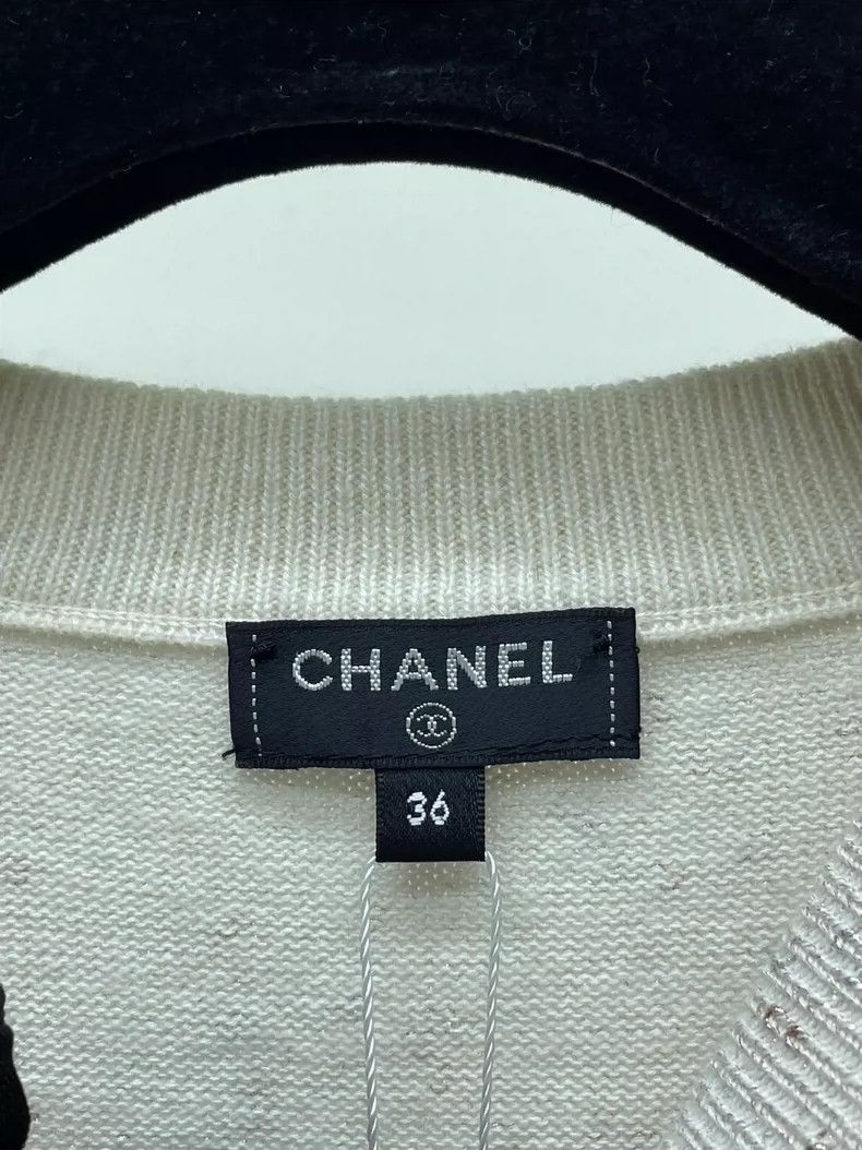 Chanel Chanel Cashmere letter knitted sweater 2504-Nextarrow Size XS / US 0-2 / IT 36-38 - 4 Thumbnail