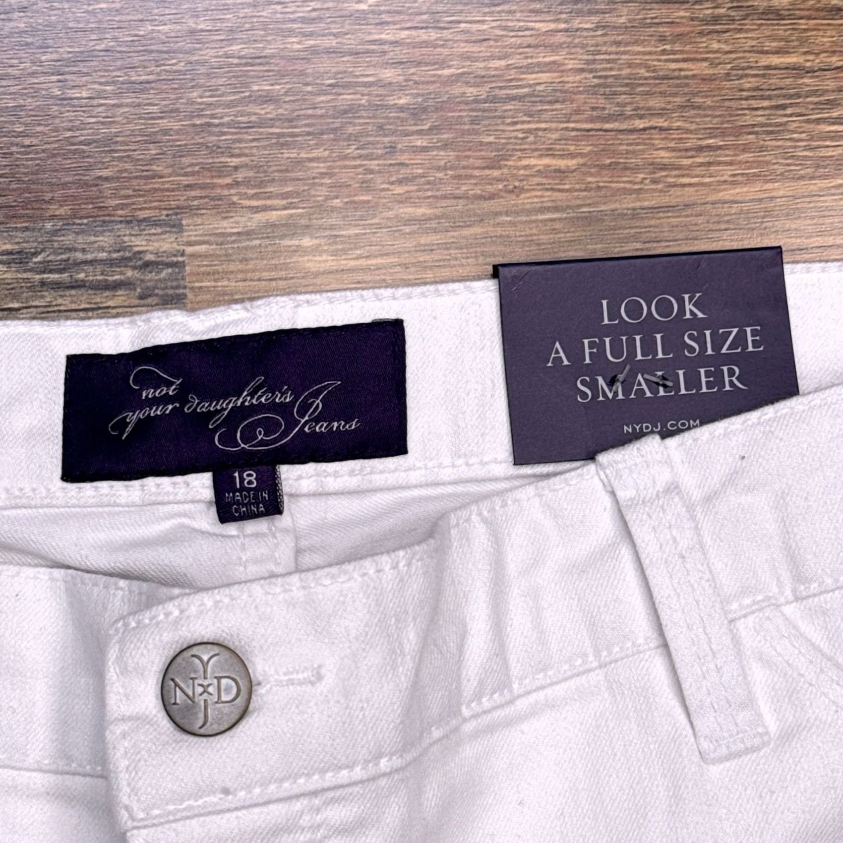 NYDJ NYDJ Straight Jeans 18 White High Rise Stretch New Womens Jeans 5-Pocket Modern Size 40" / US 18 - 4 Thumbnail
