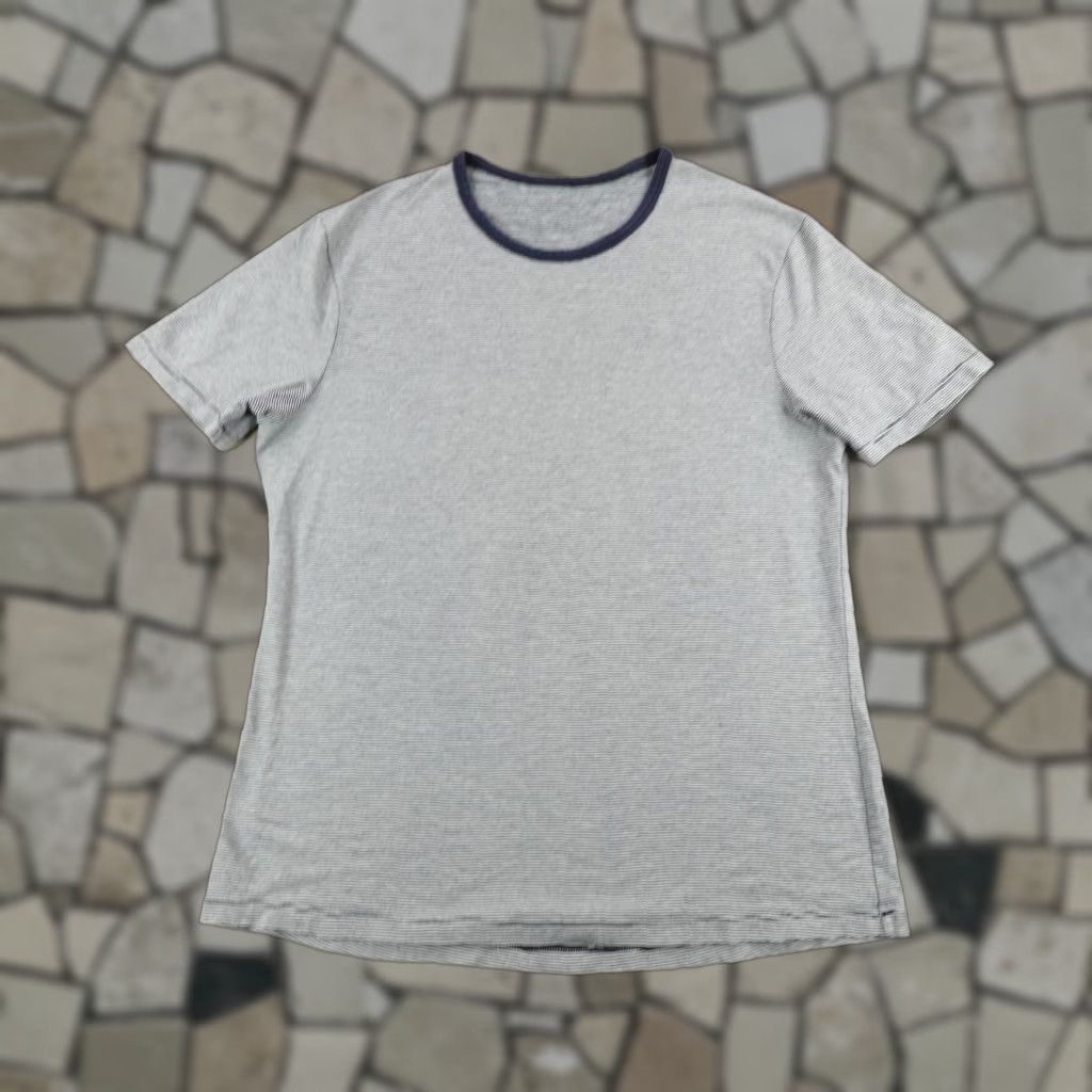 Lululemon Lululemon Shirt Mens Medium Blue Stripes 5 Year Basic Tee Performance Athletic Size US M / EU 48-50 / 2 - 1 Thumbnail
