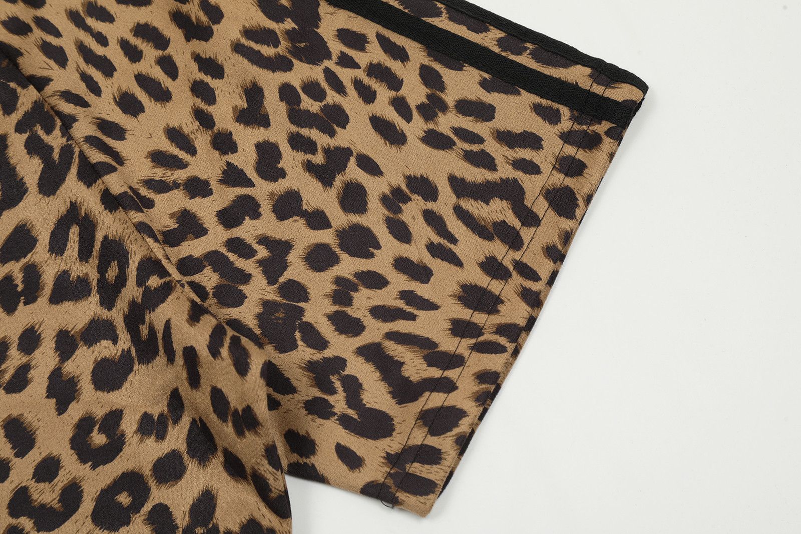 Japanese Brand × Vintage Vintage Leopard Patchwork Cotton Shirt Size US XL / EU 56 / 4 - 4 Thumbnail
