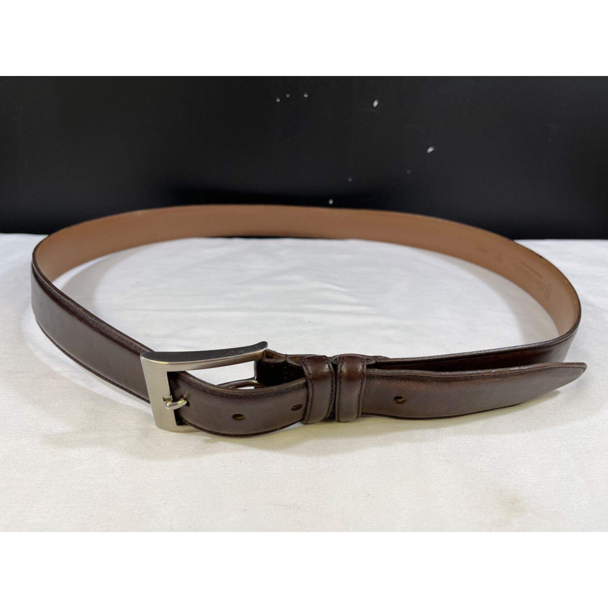 Allen Edmonds Allen Edmonds Mens Brown Leather Belts Size 44 SKU 6663 Size 44 - 1 Thumbnail