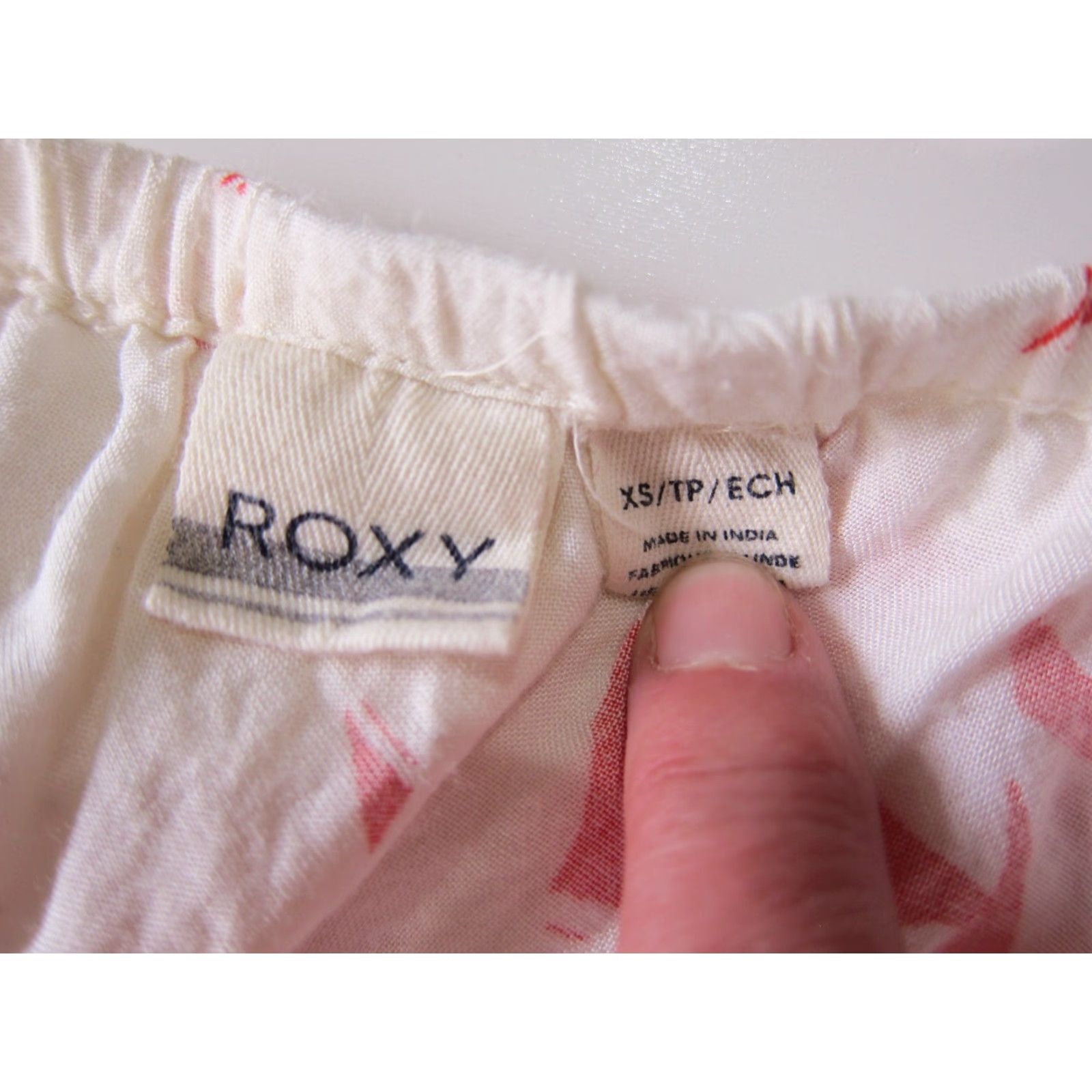 Vintage Roxy Romper Women XS Red Ivory 100% Rayon Strapless Geometric Pocket Jumper Size XS / US 0-2 / IT 36-38 - 5 Thumbnail