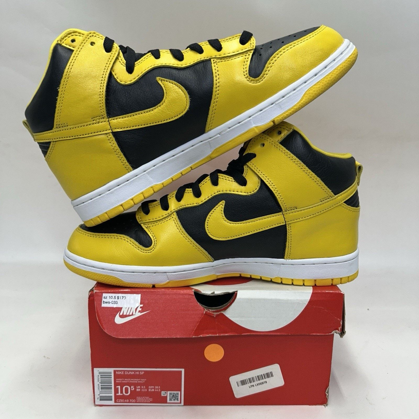 Nike Nike Dunk High SP “Iowa/Varsity Maize Black” CZ8149-002 Size US 10.5 / EU 43-44 - 3 Thumbnail