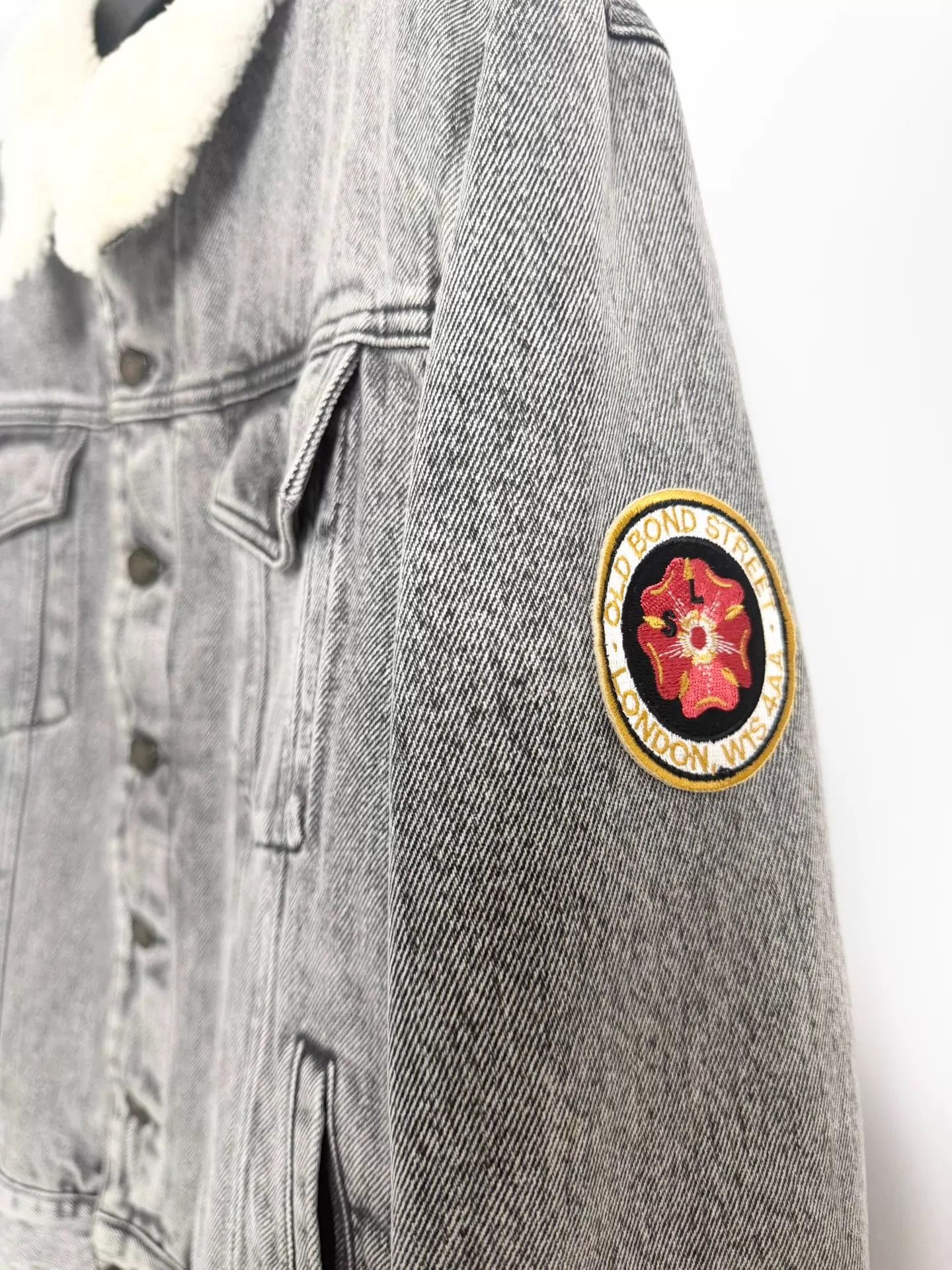Saint Laurent Paris Saint Laurent SLP18SS Gray Washed Shearling Denim Jacket L Size US L / EU 52-54 / 3 - 3 Thumbnail
