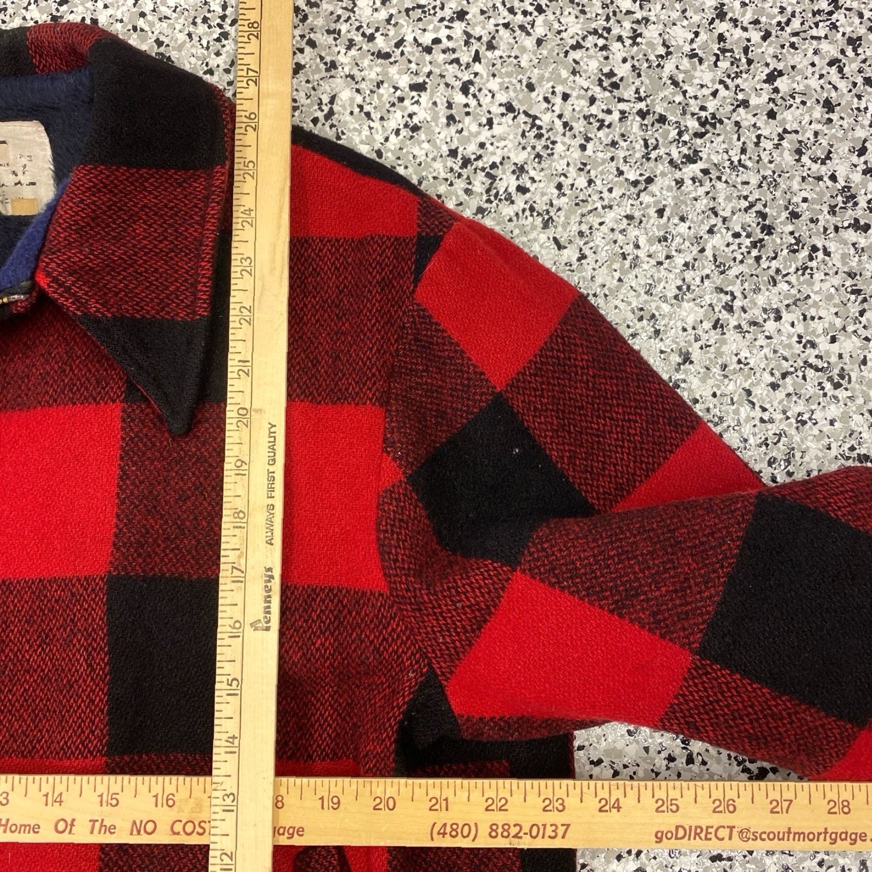 Vintage VINTAGE Woolrich Plaid Full Zip Up Jacket L Woolrich Red Black Bomber Jacket Mens Zip Collared Full Zip 80s Size US L / EU 52-54 / 3 - 2 Thumbnail