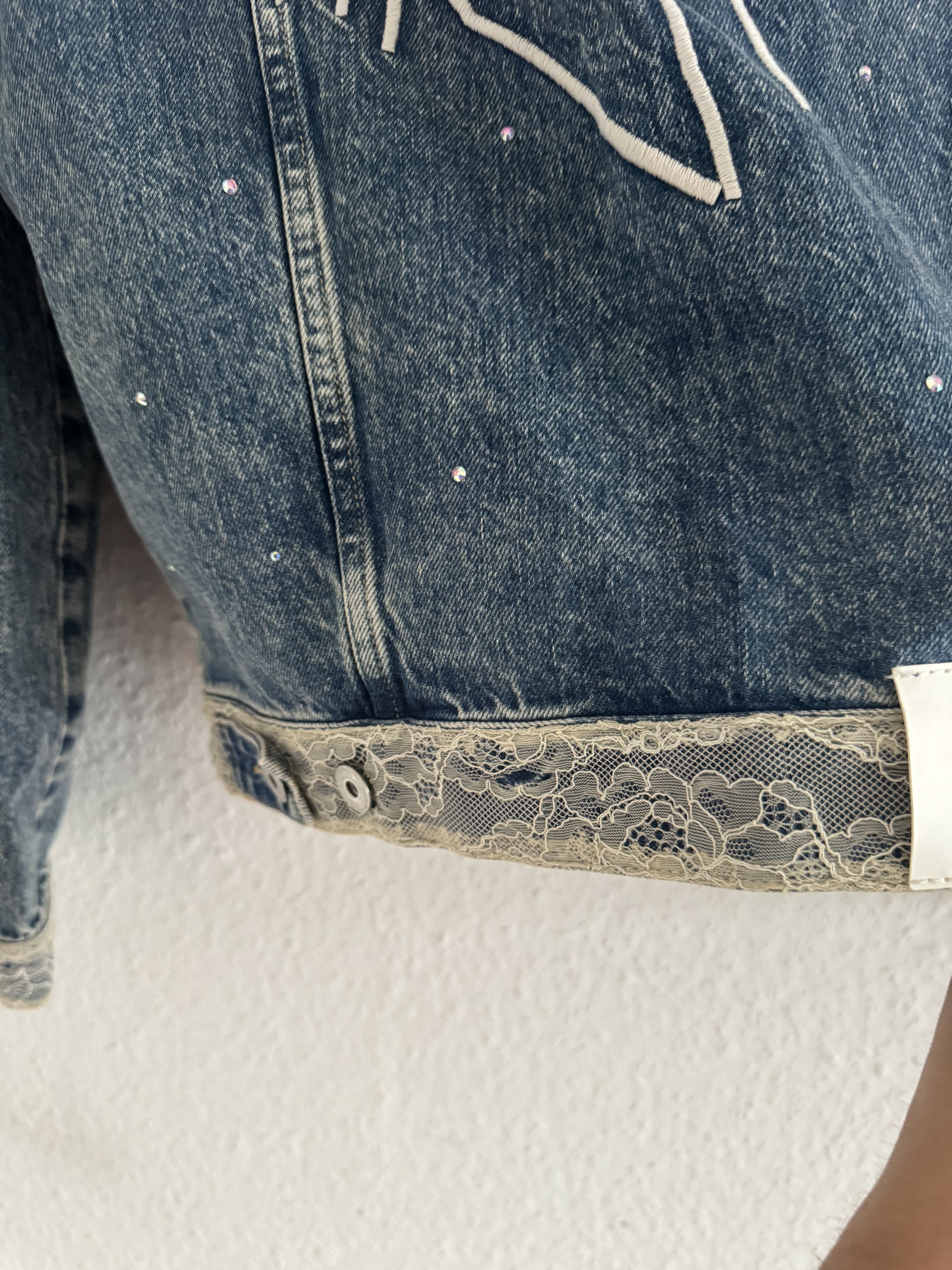 H&M × Jean-Michel Basquiat × Who Decides War Distressed Rhinestone Denim Jacket Size US XS / EU 42 / 0 - 15 Thumbnail