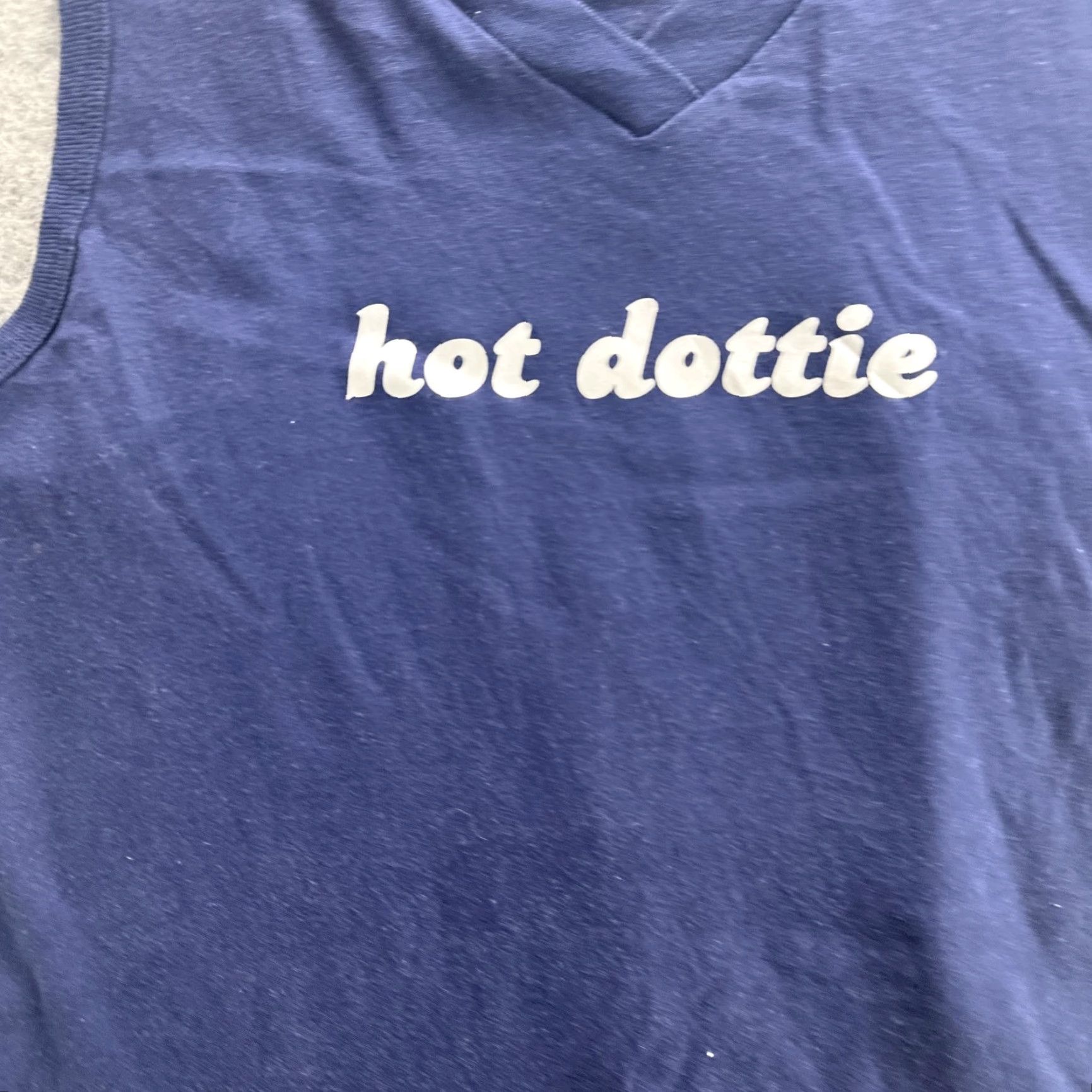 Vintage VINTAGE Majestic Shirt Mens L Navy Blue Hot Dottie Tank Top Sleeveless USA 90s Size US L / EU 52-54 / 3 - 5 Thumbnail