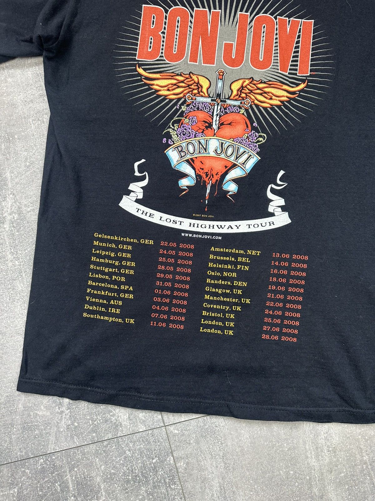 Fruit Of The Loom Bon Jovi 2007 The Lost Highway Tour Tee Size US S / EU 44-46 / 1 - 9 Thumbnail