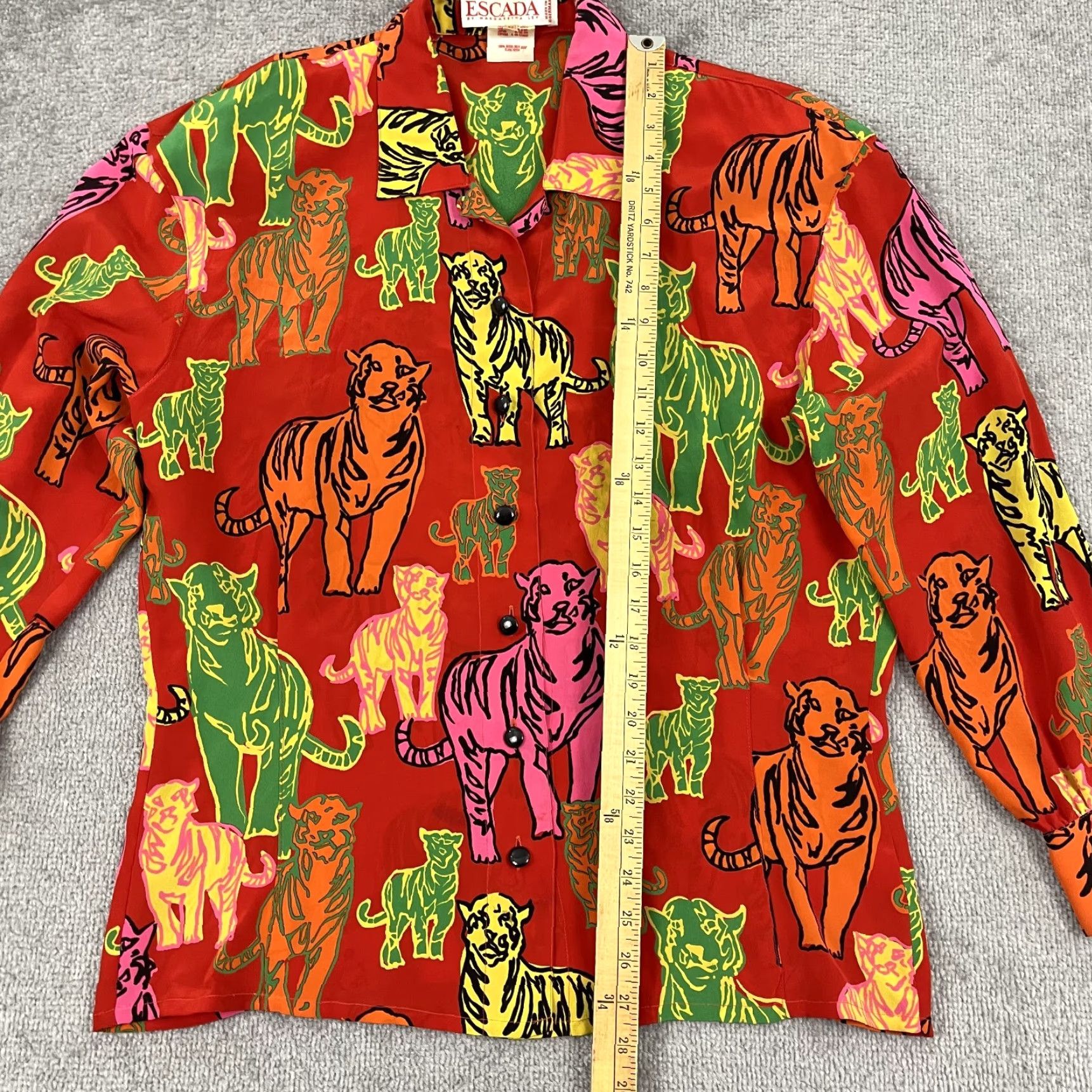 Escada VINTAGE Escada Silk Button-Up Shirt Womens Size 42 Animal Print 80s Casual Red Size M / US 6-8 / IT 42-44 - 3 Thumbnail