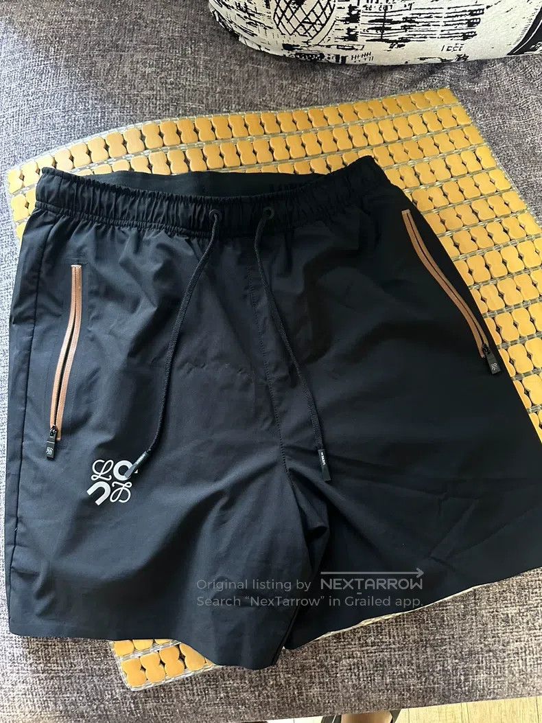 Loewe Loewe size XS On Anpao SS24 Letter-Printed Shorts Size 24" / US 00 / IT 34 - 1 Thumbnail