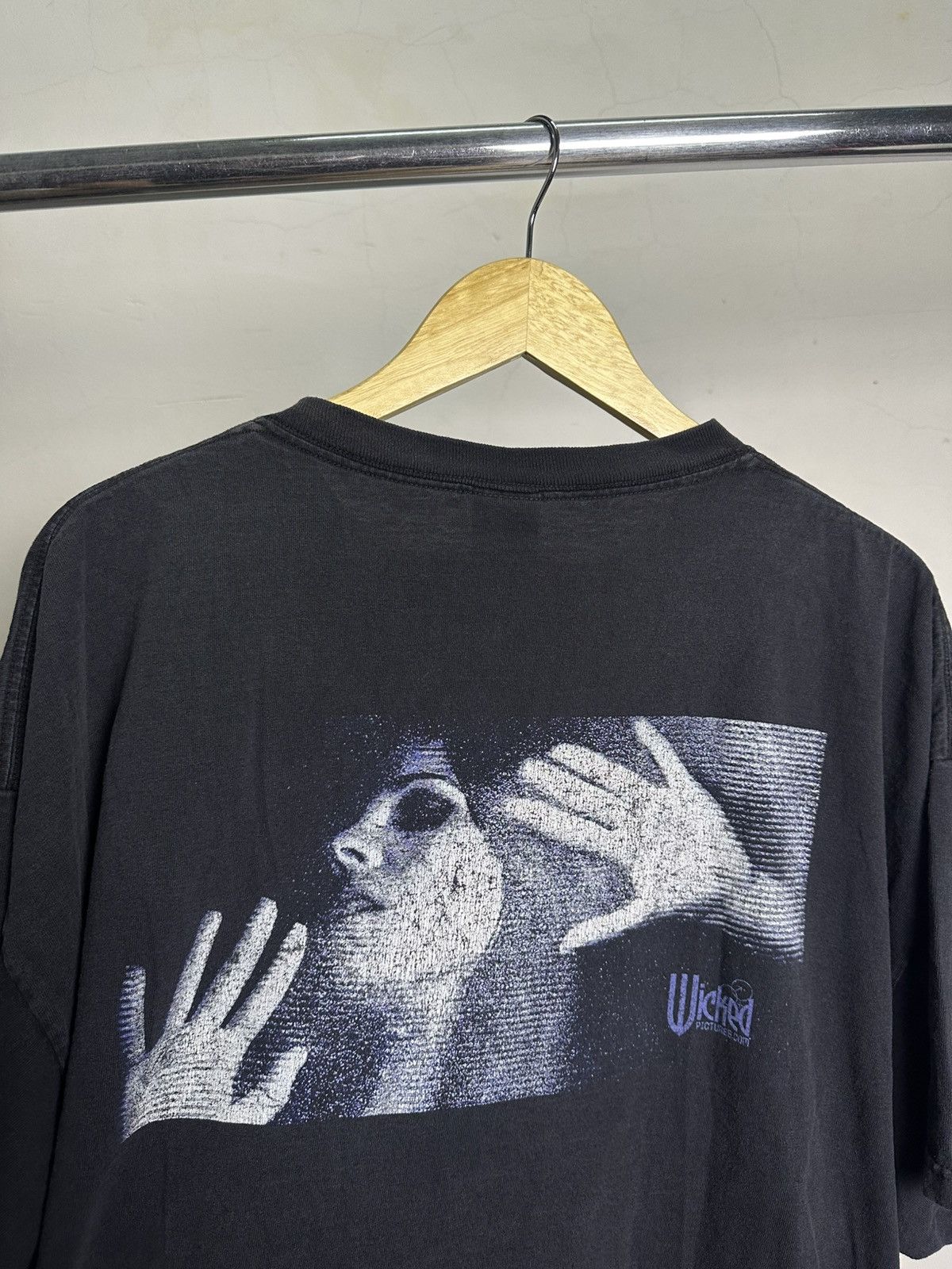 Vintage Vintage Wicked Pictures Pornographer Studio tshirt Size US XXL / EU 58 / 5 - 7 Thumbnail