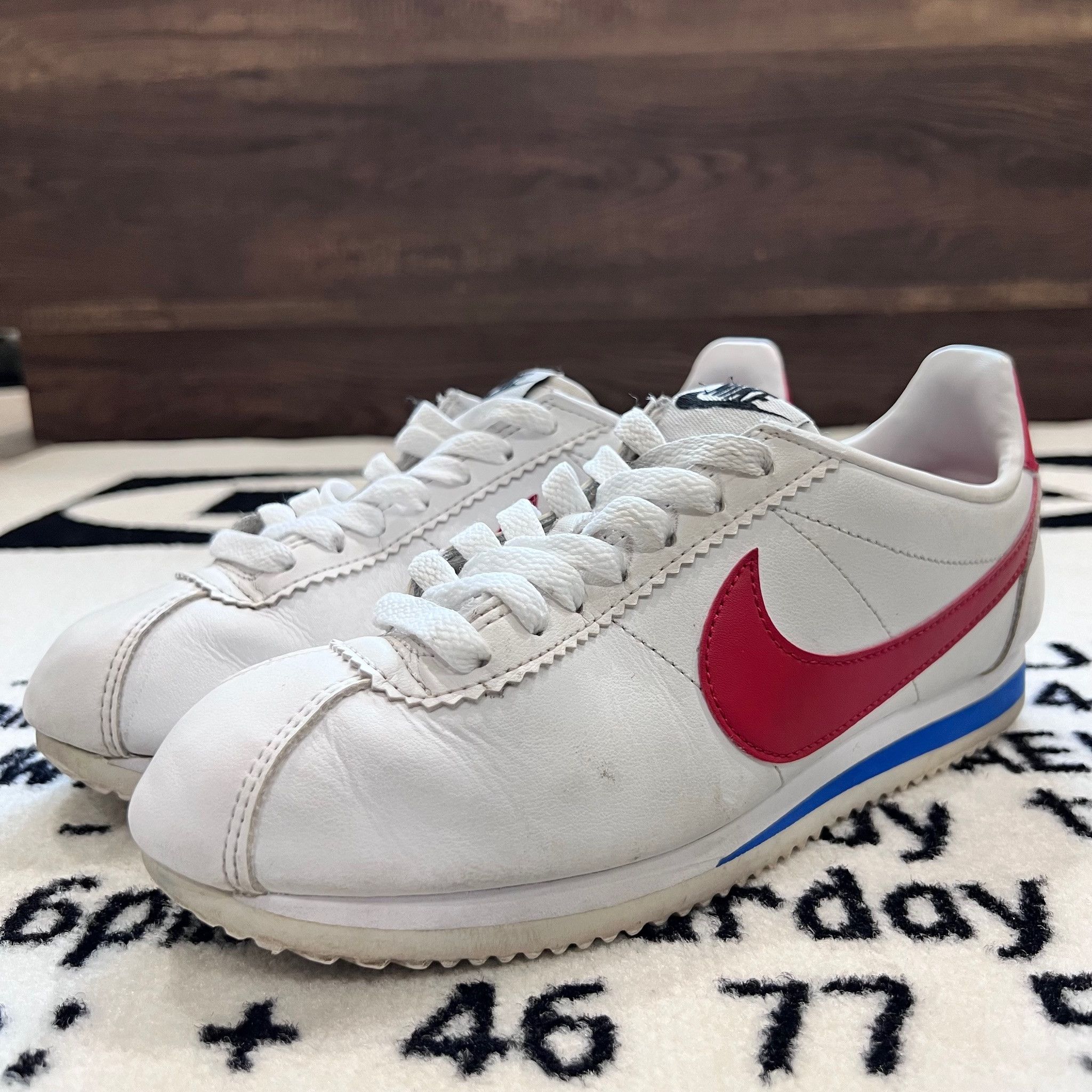 Nike Classic Cortez FOREST GUMP Women US 6.5 Blue Red White