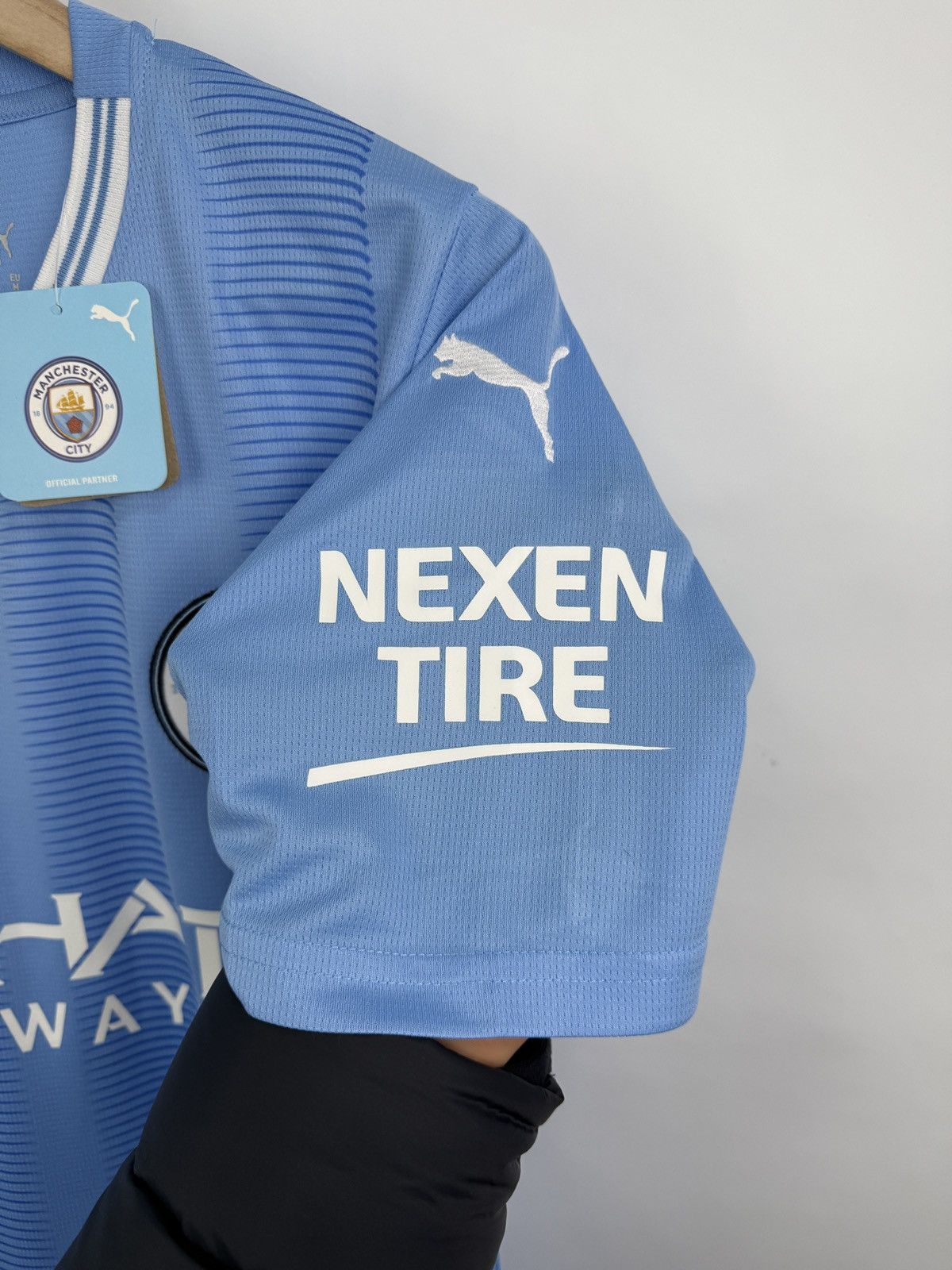 Puma 🏴󠁧󠁢󠁥󠁮󠁧󠁿 23/24 Manchester City Puma Soccer Jersey Rare Y2K Holland Size US M / EU 48-50 / 2 - 10 Thumbnail