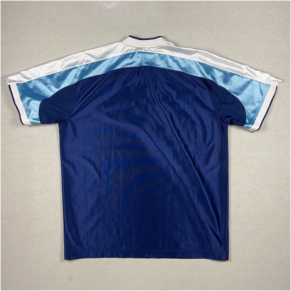 Adidas Vintage Adidas Alba Berlin Basketball Jersey L Size US L / EU 52-54 / 3 - 14 Thumbnail