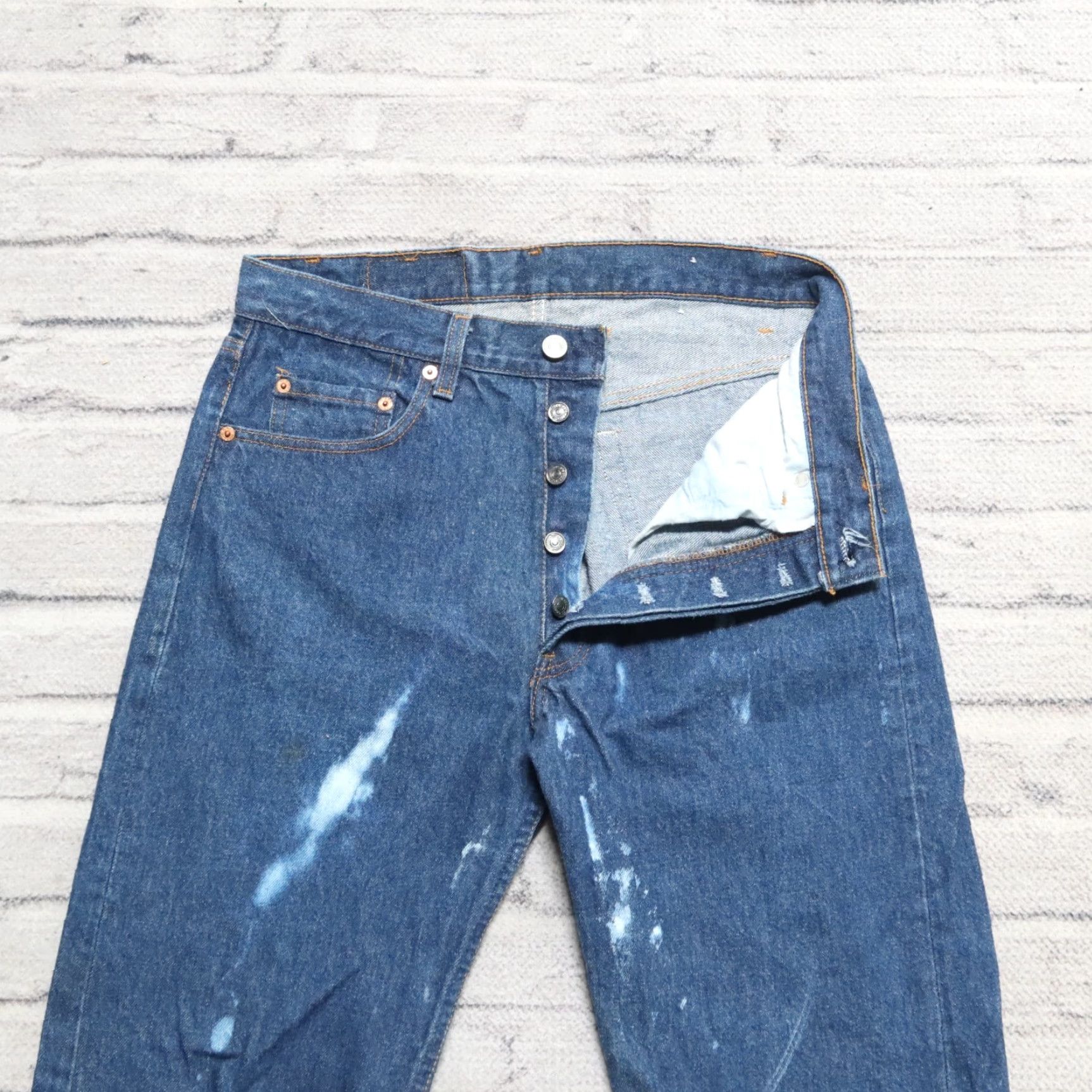 Levi's VINTAGE Levi's Jeans 501 Denim Jeans Dark Wash 30 34 Men Size 30 Dark Wash Jeans 90s Levi's Mens Size US 30 / EU 46 - 3 Thumbnail