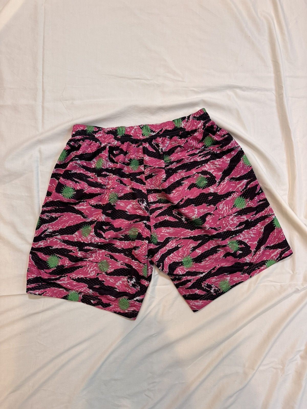 Throwing Fits Throwing Fits Pod Shorts Size US 32 / EU 48 - 4 Thumbnail