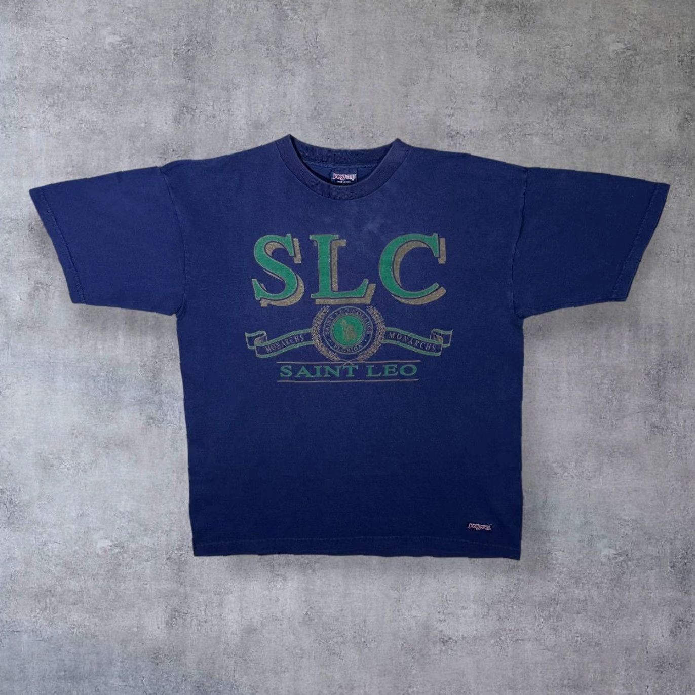 Jansport VINTAGE Jansport Saint Leo College “Monarchs” Souvenir Navy Blue T-Shirt Large Size US L / EU 52-54 / 3 - 2 Thumbnail