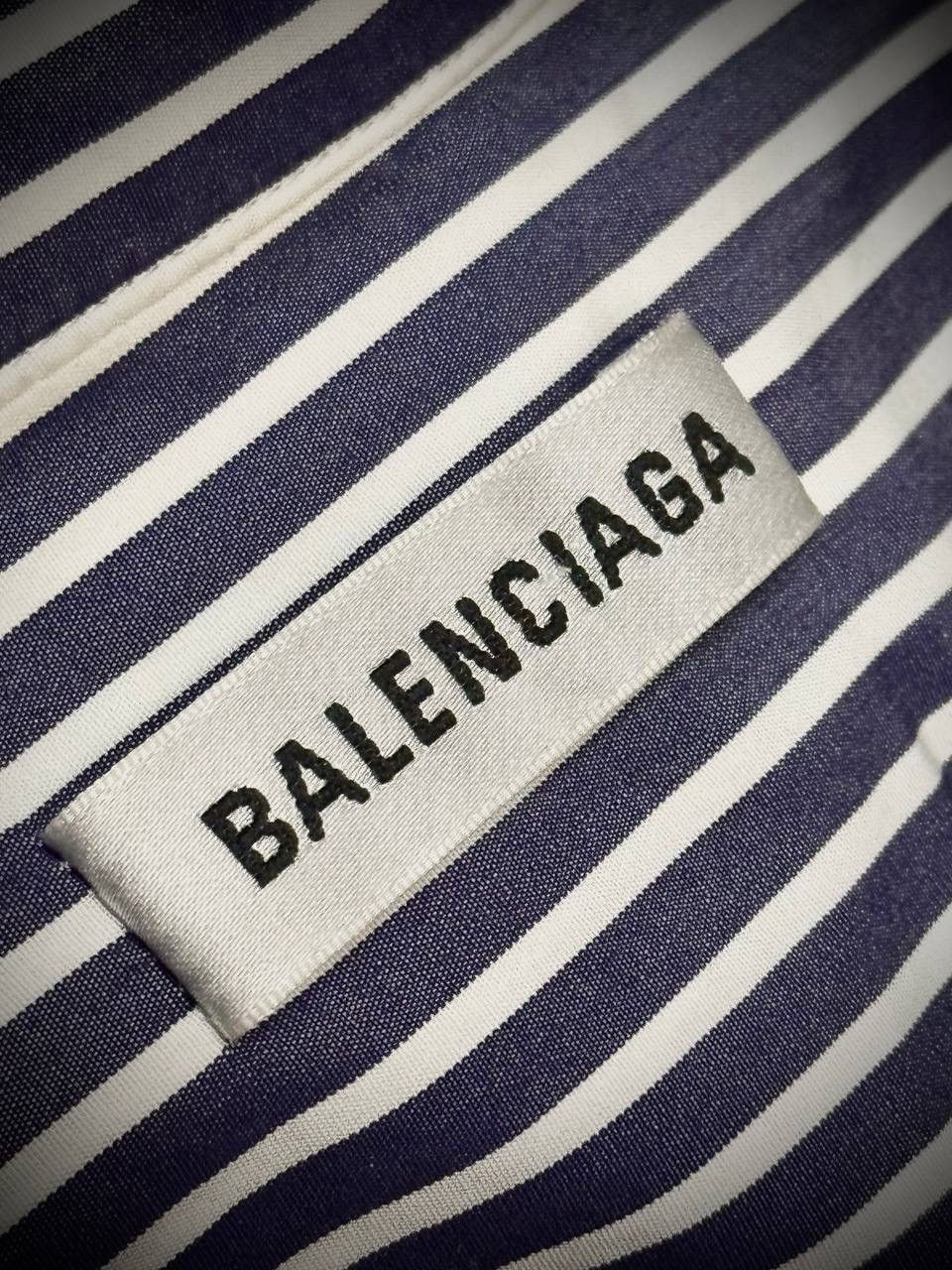 Balenciaga Balenciaga Oversized Striped Printed Silk-Georgette Shirt Size XS / US 0-2 / IT 36-38 - 2 Thumbnail
