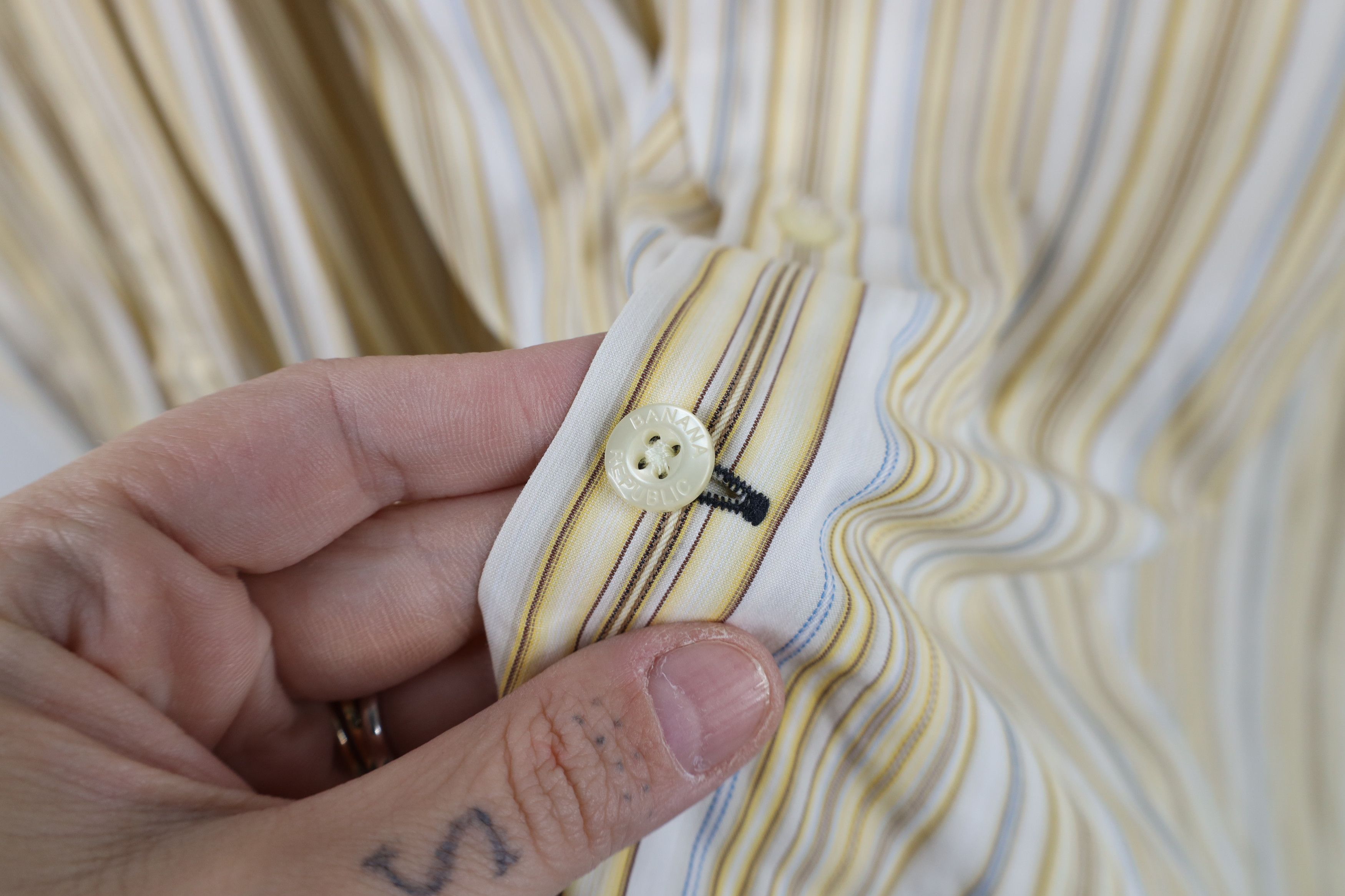 Banana Republic Vintage Y2K Banana Republic Collared Button Shirt Italy Size US XL / EU 56 / 4 - 4 Thumbnail