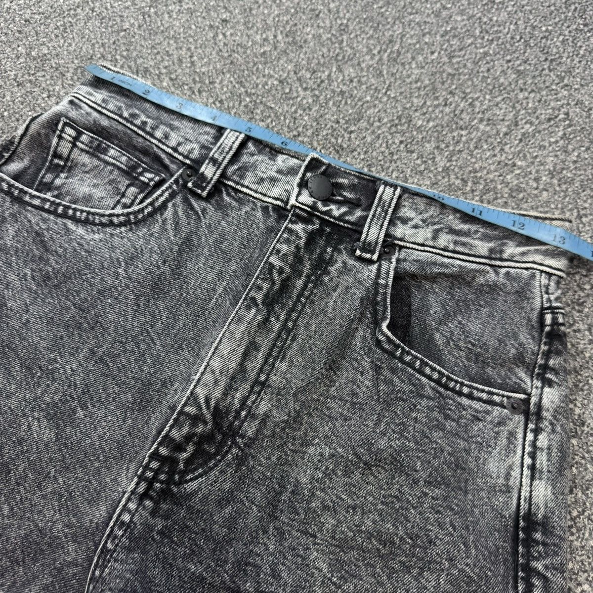 Yohji Yamamoto Archives Japanese Acid Wash GU Barrel Baggy Faded Black Jean Size 26" / US 2 / IT 38 - 13 Thumbnail