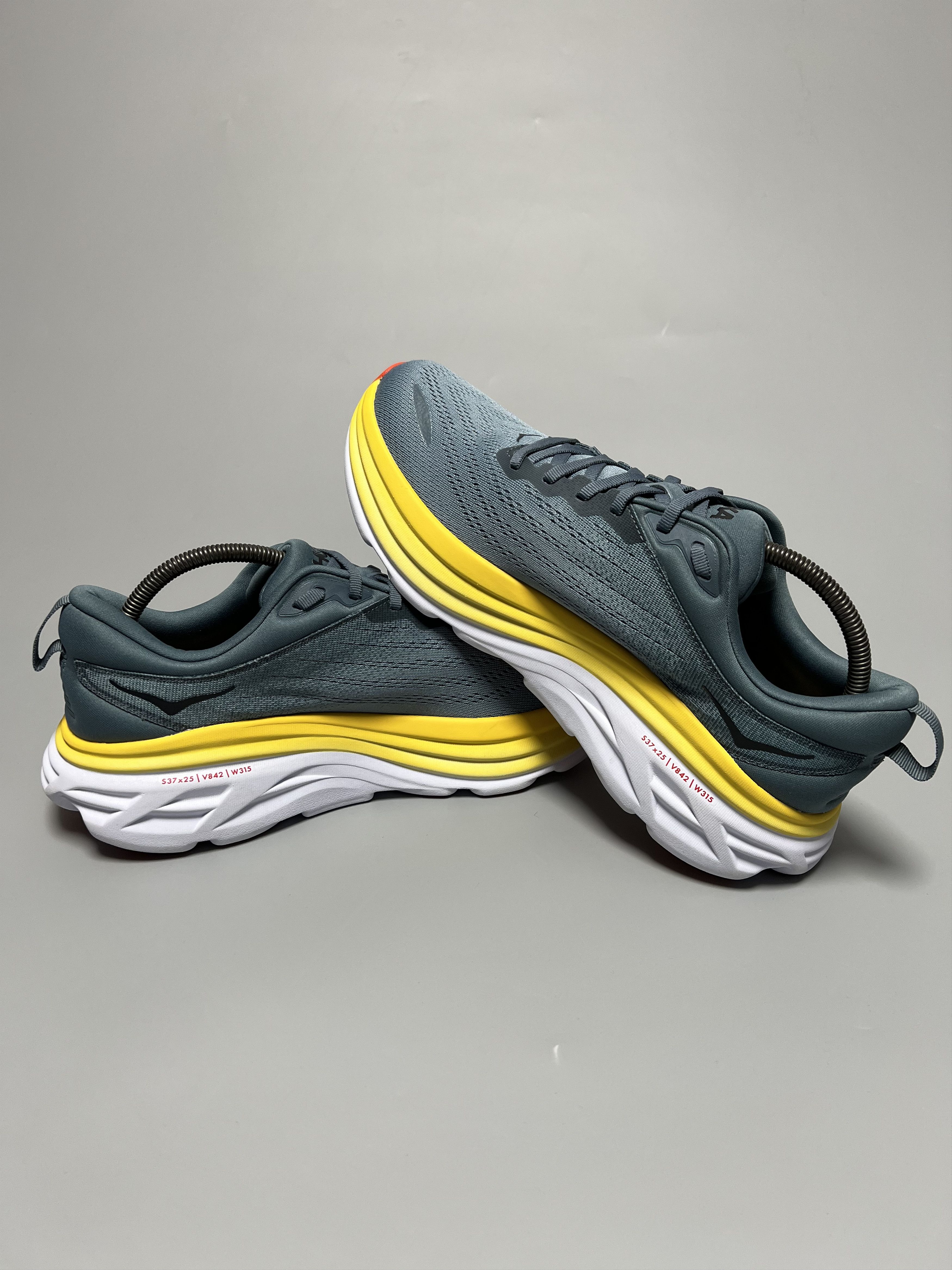 Hoka 11D Hoka One One Bondi 8 Running Shoes Gym Walking Size US 11 / EU 44 - 5 Thumbnail