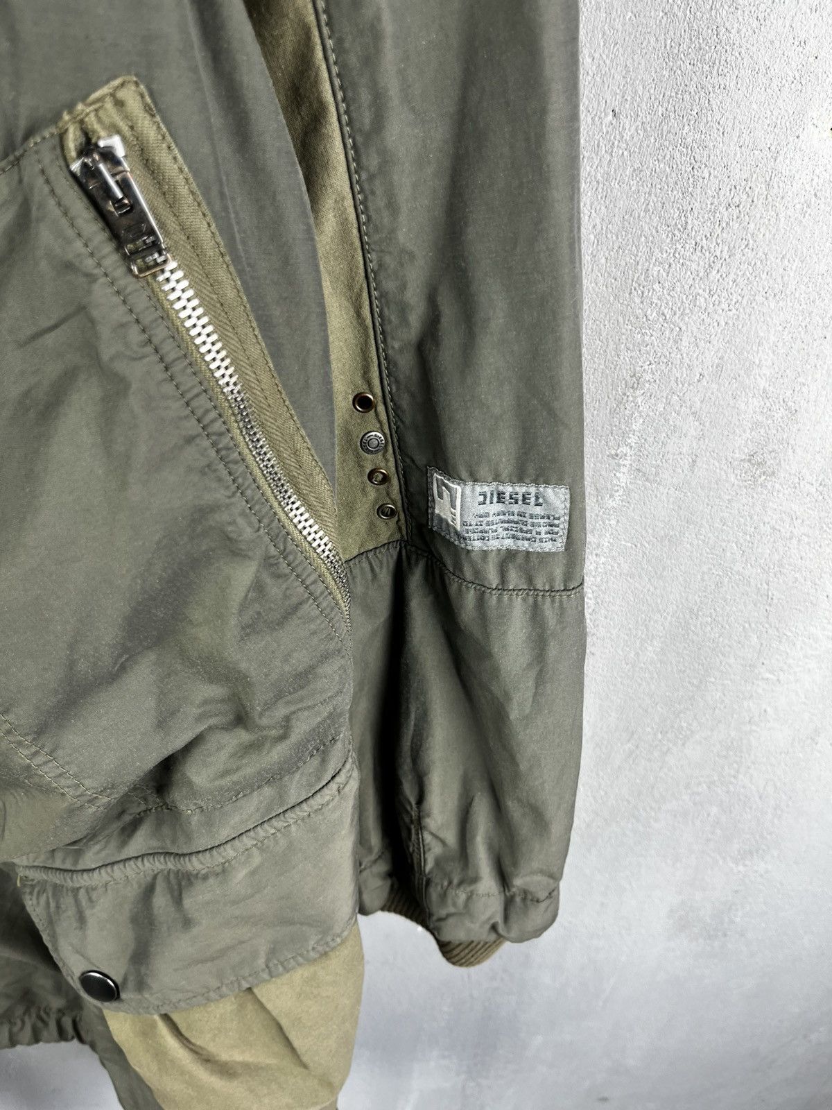 Diesel Diesel 2000s Cyber Millitary Bulletproof jacket archive Size US S / EU 44-46 / 1 - 3 Thumbnail