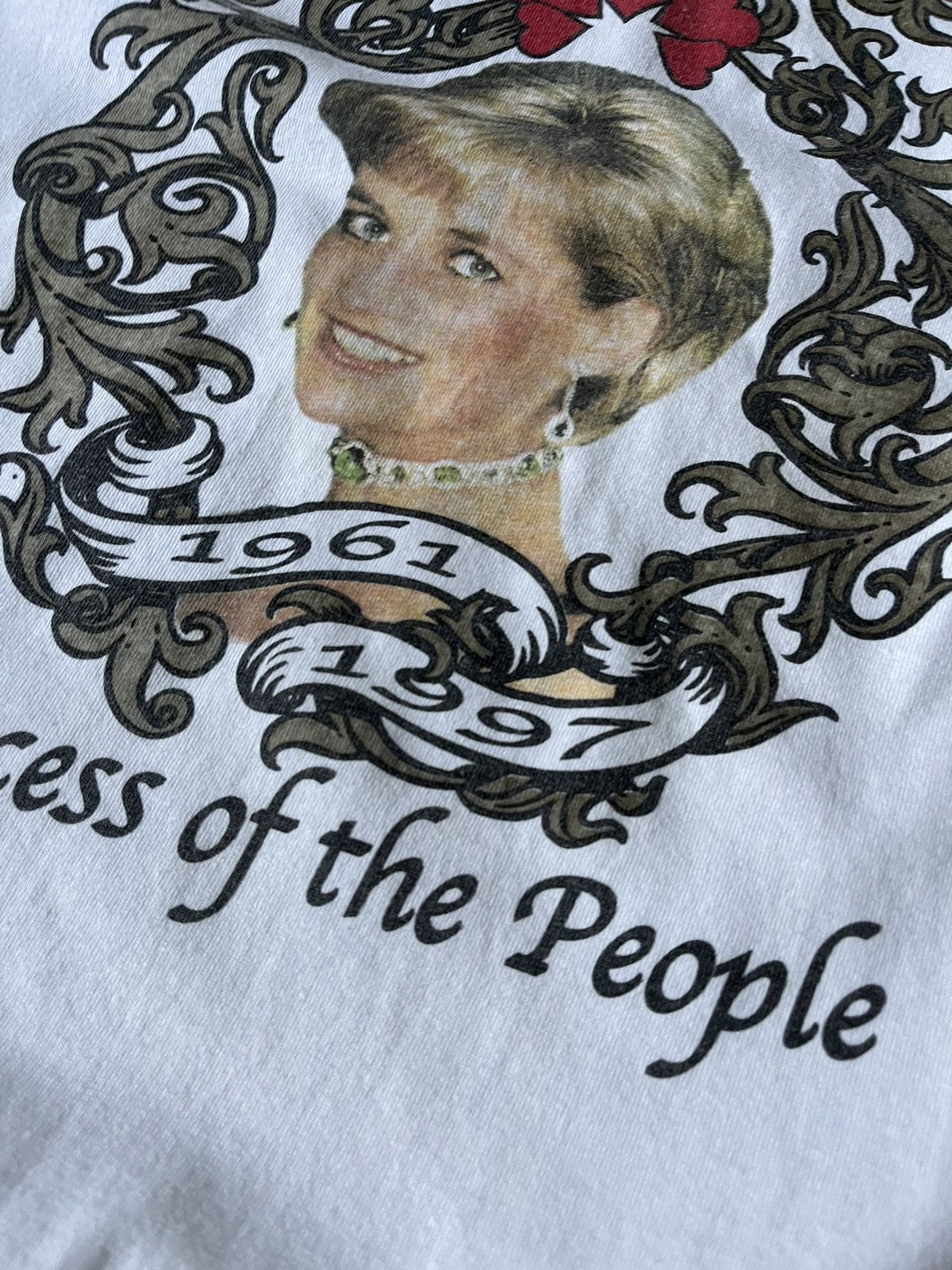 Vintage Lady Diana Queen of Hearts white T-shirt rare Size US XL / EU 56 / 4 - 2 Thumbnail