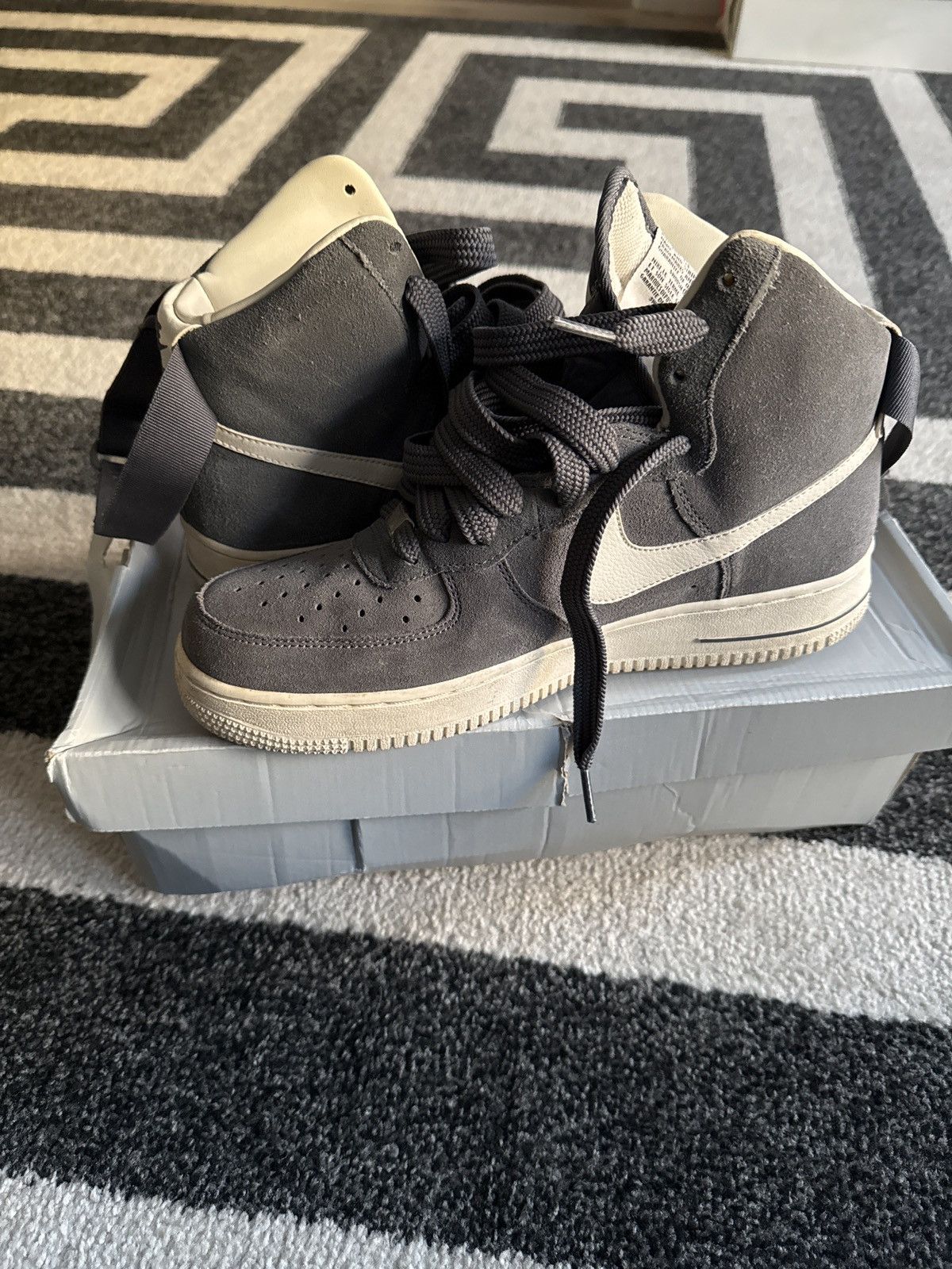 Nike Nike Air Force 1 High ‘07 Size US 9.5 / EU 42-43 - 1 Thumbnail
