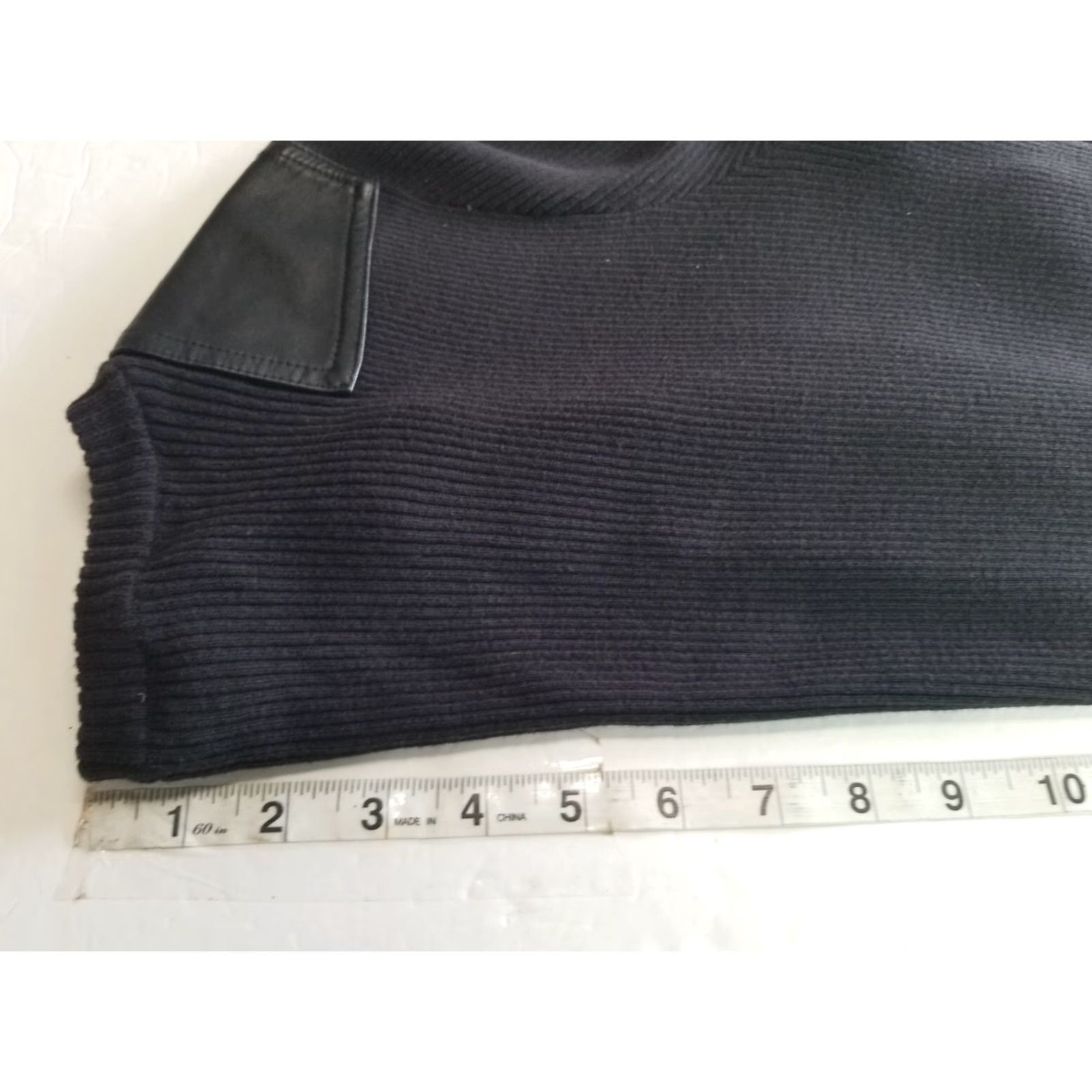 Ralph Lauren Lauren Ralph Lauren Sweater Crew Neck Black Leather Shoulder Patches Womens M Size M / US 6-8 / IT 42-44 - 4 Thumbnail