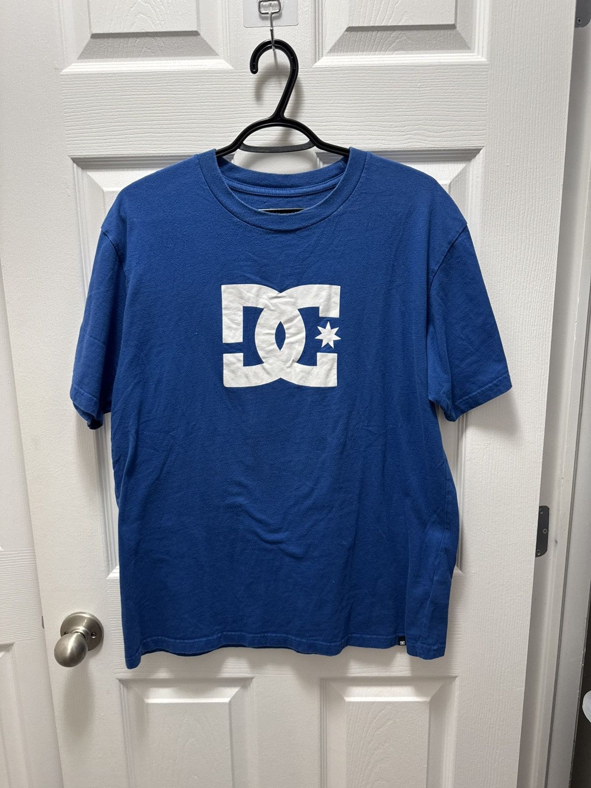 DC DC Skate Vintage Classic Skateboarding White Logo Blue Shirt Size US L / EU 52-54 / 3 - 1 Thumbnail