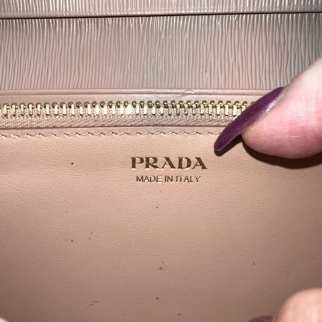 Prada Prada Textured Saffiano Leather Long Wallet **SEE PHOTOS AND DESCRIPTION Size ONE SIZE - 9 Thumbnail