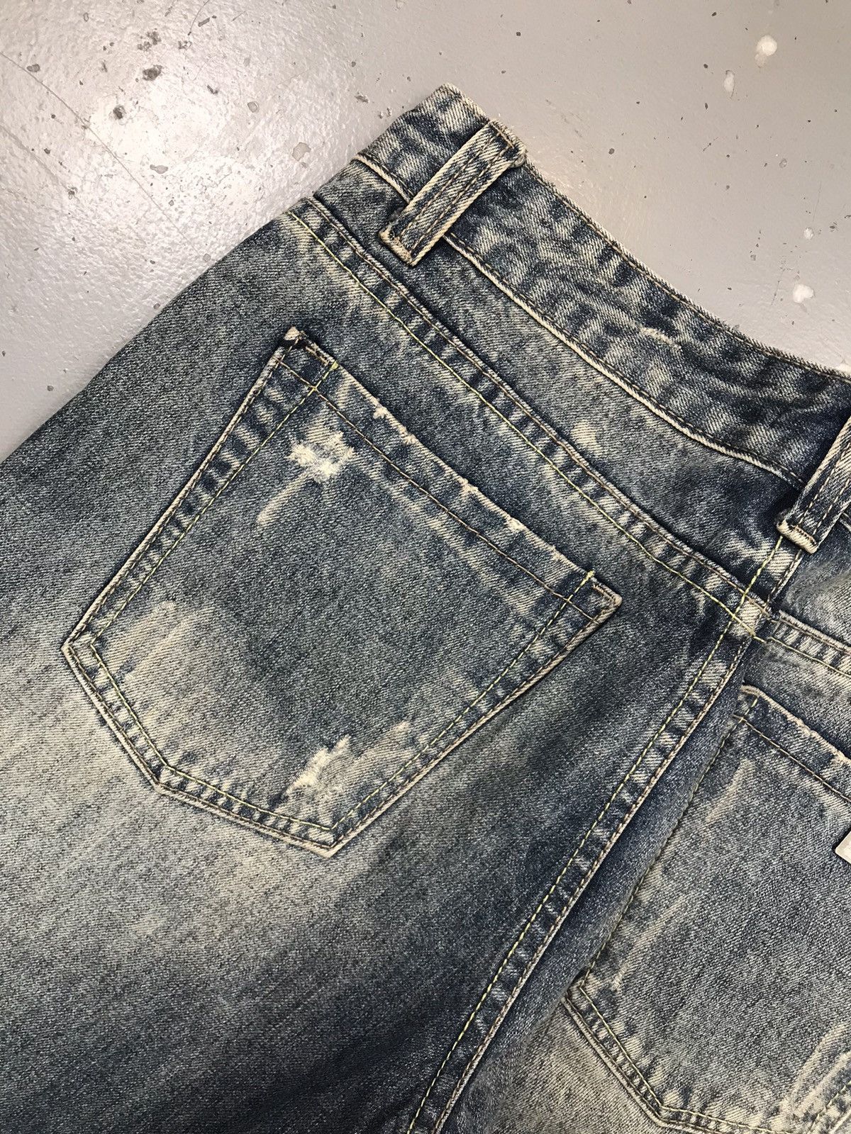 Dolce & Gabbana Vintage faded dolce & gabbana distressed denim Size US 34 / EU 50 - 15 Thumbnail