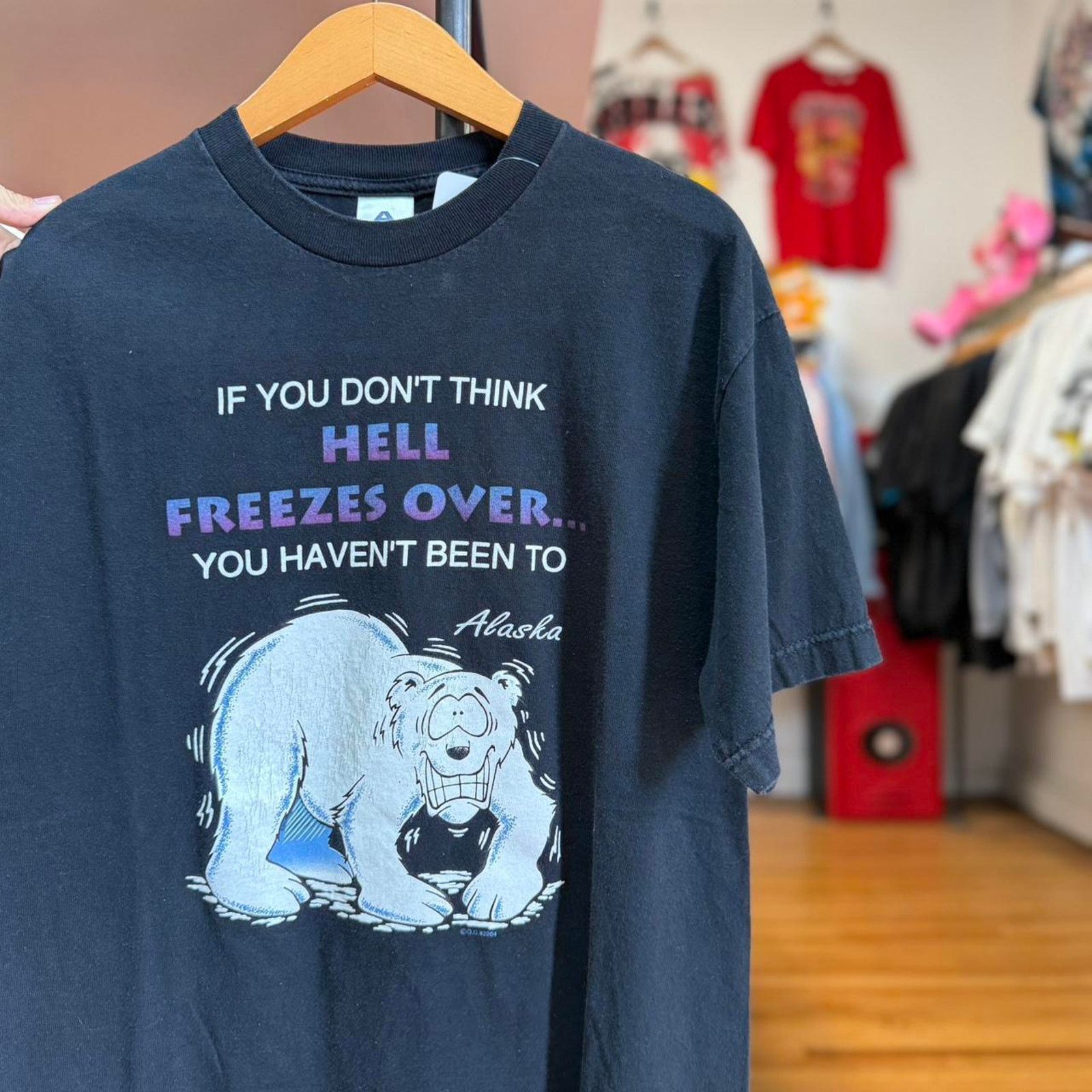 Vintage Vintage 90s Hell Freezes Over Polar Bear Animal T-Shirt Size US L / EU 52-54 / 3 - 1 Thumbnail