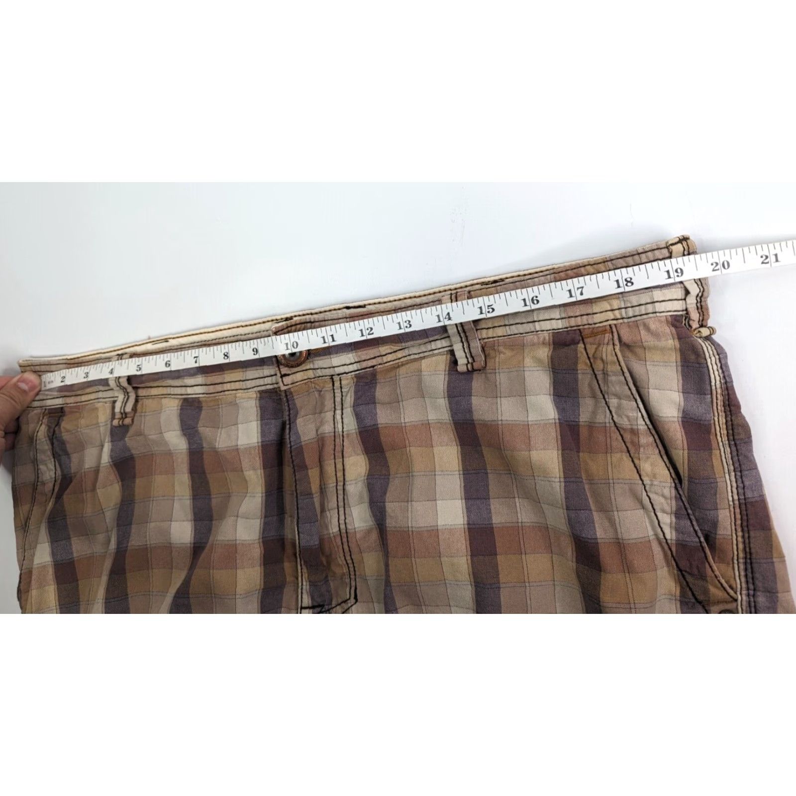 Tommy Bahama Tommy Bahama Cargo Shorts Men 38 Beige Brown Orange Plaid 100% Cotton Outdoors Easy Care Relaxed Cargo Pocket Casual Beach Early 90s? Size US 38 / EU 54 - 5 Thumbnail