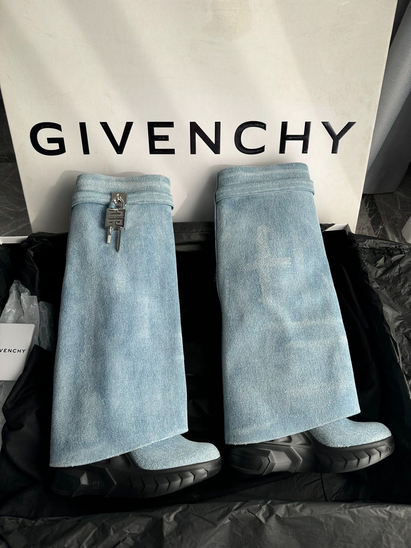 Givenchy Givenchy Shark Lock Long Denim Blue Boots Size US 5.5 / IT 35.5 - 3 Thumbnail