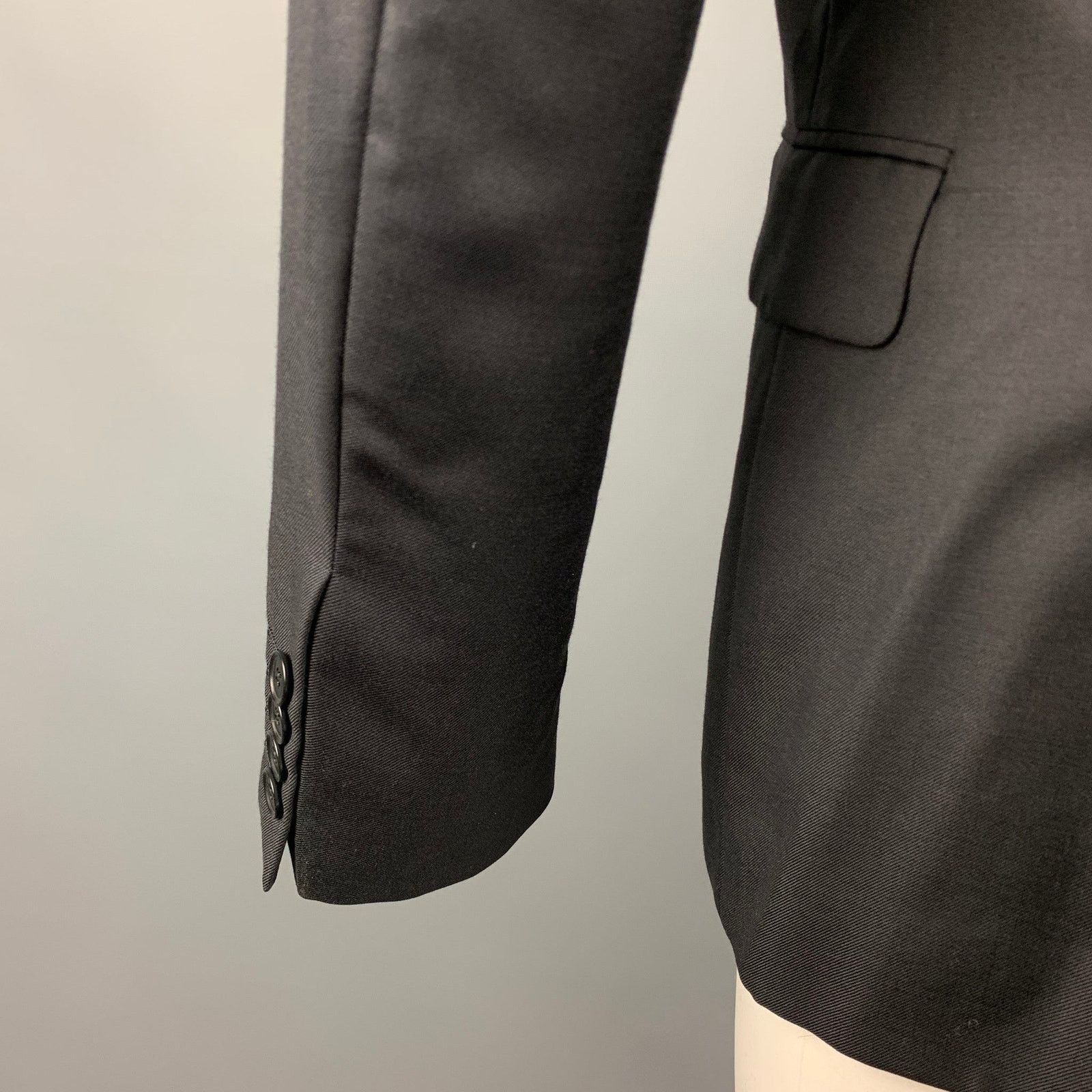 Calvin Klein Size 38 Black Wool / Silk Peak Lapel Sport Coat Size 36R - 5 Thumbnail