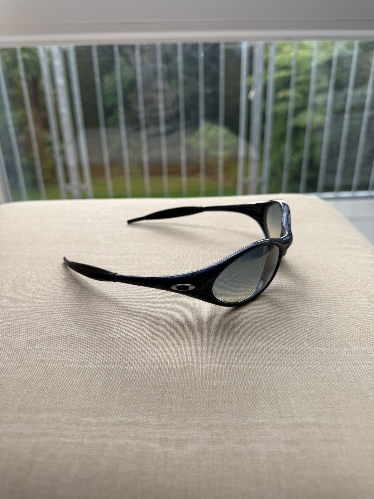 Oakley Vintage Oakley Jacket Sunglasses Y2K USA Size ONE SIZE - 4 Thumbnail