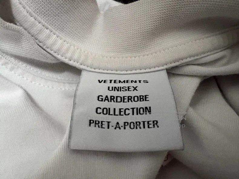 Other VETEMENTS Logo Short Sleeve Parody Size US XS / EU 42 / 0 - 4 Thumbnail