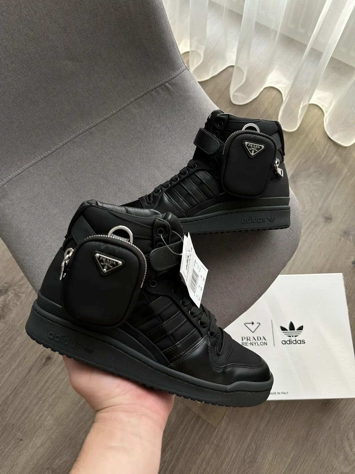 話題コラボ アディダス プラダ adidas Prada Forum Low Black adidas Prada x Forum Low Core Black for Sale - Authenticity