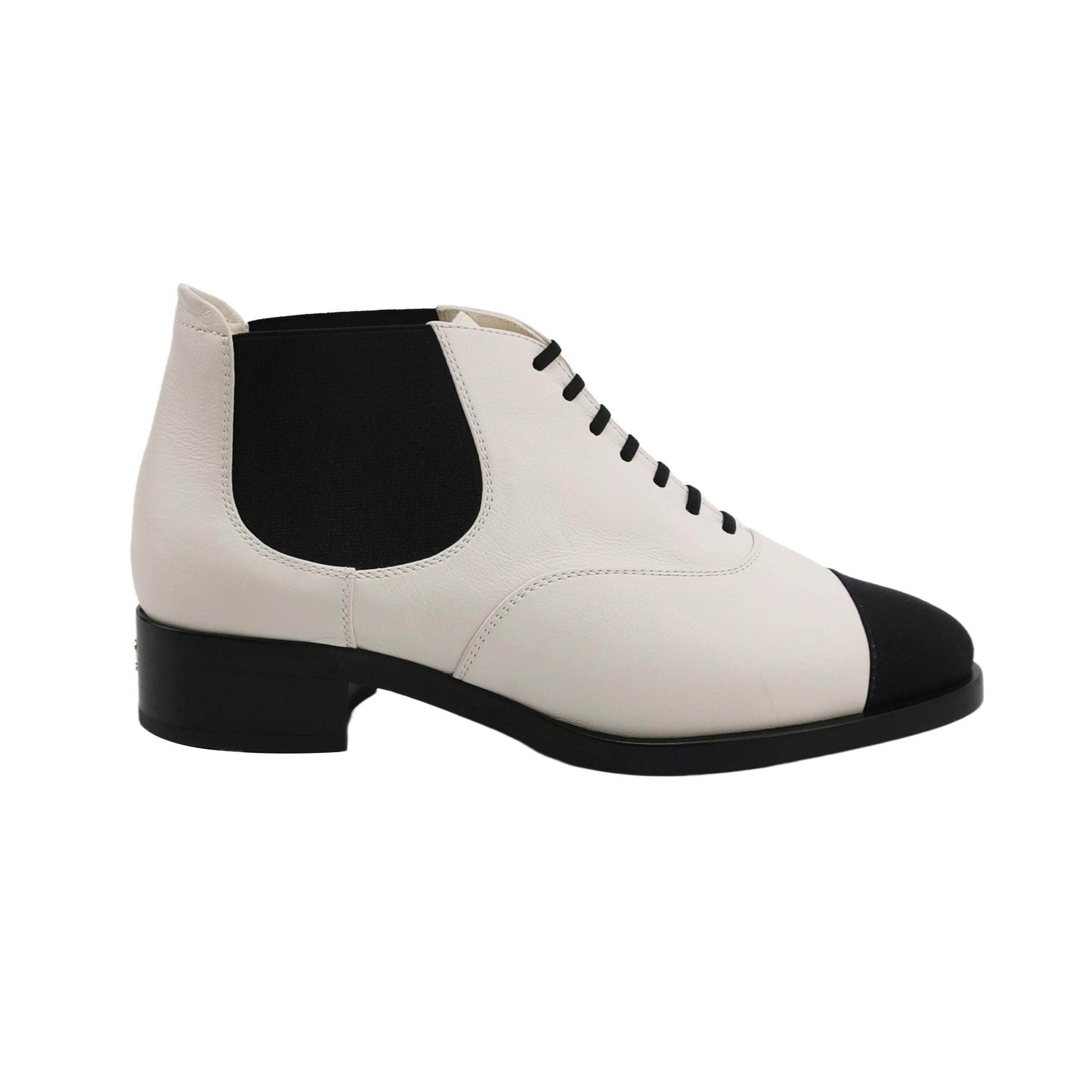 Chanel Chanel Women 8 Boots Size US 8 / IT 38 - 1 Thumbnail