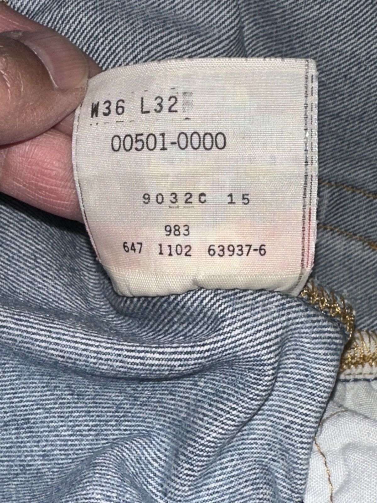 Vintage Vtg Levi's 501XX Faded Jeans Y2K 2002 Whiskering Fading Size US 34 / EU 50 - 7 Thumbnail