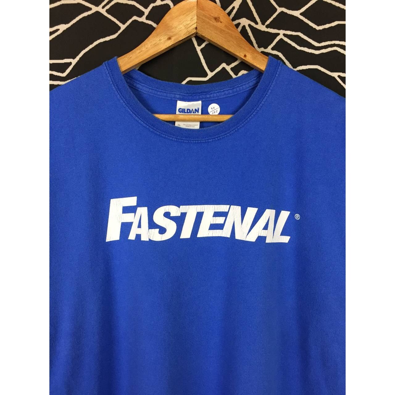 Gildan Fastenal Roush Fenway Racing Carl Edwards Tee Size XL Size US XL / EU 56 / 4 - 7 Thumbnail