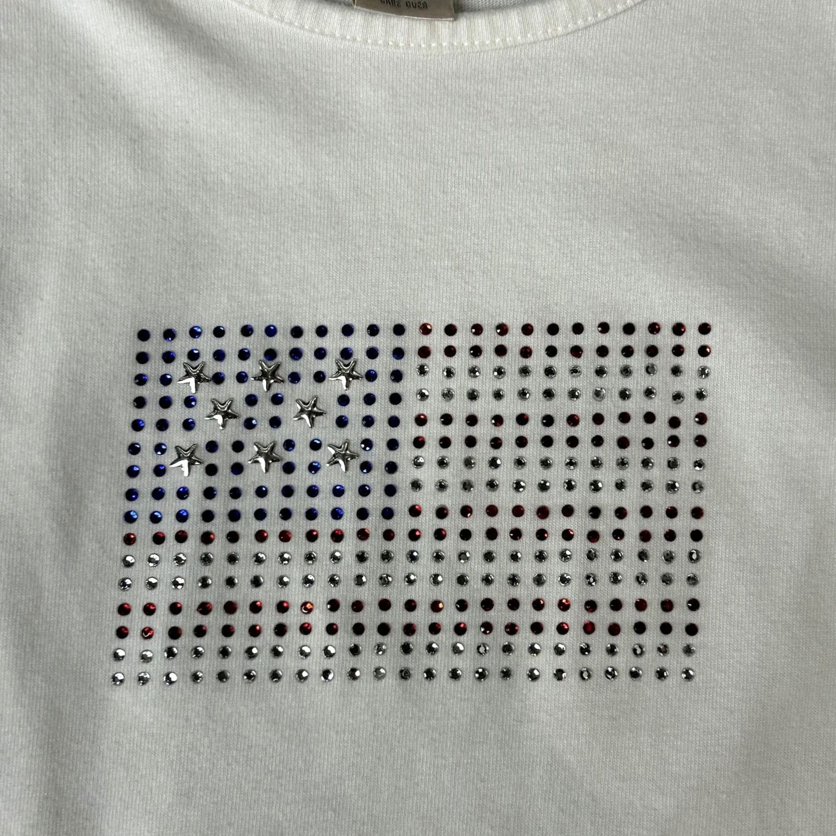 Vintage VINTAGE? No. Studio Works Shirt Womens Medium White Rhinestone American Flag Patriotic Tee Size M / US 6-8 / IT 42-44 - 2 Thumbnail