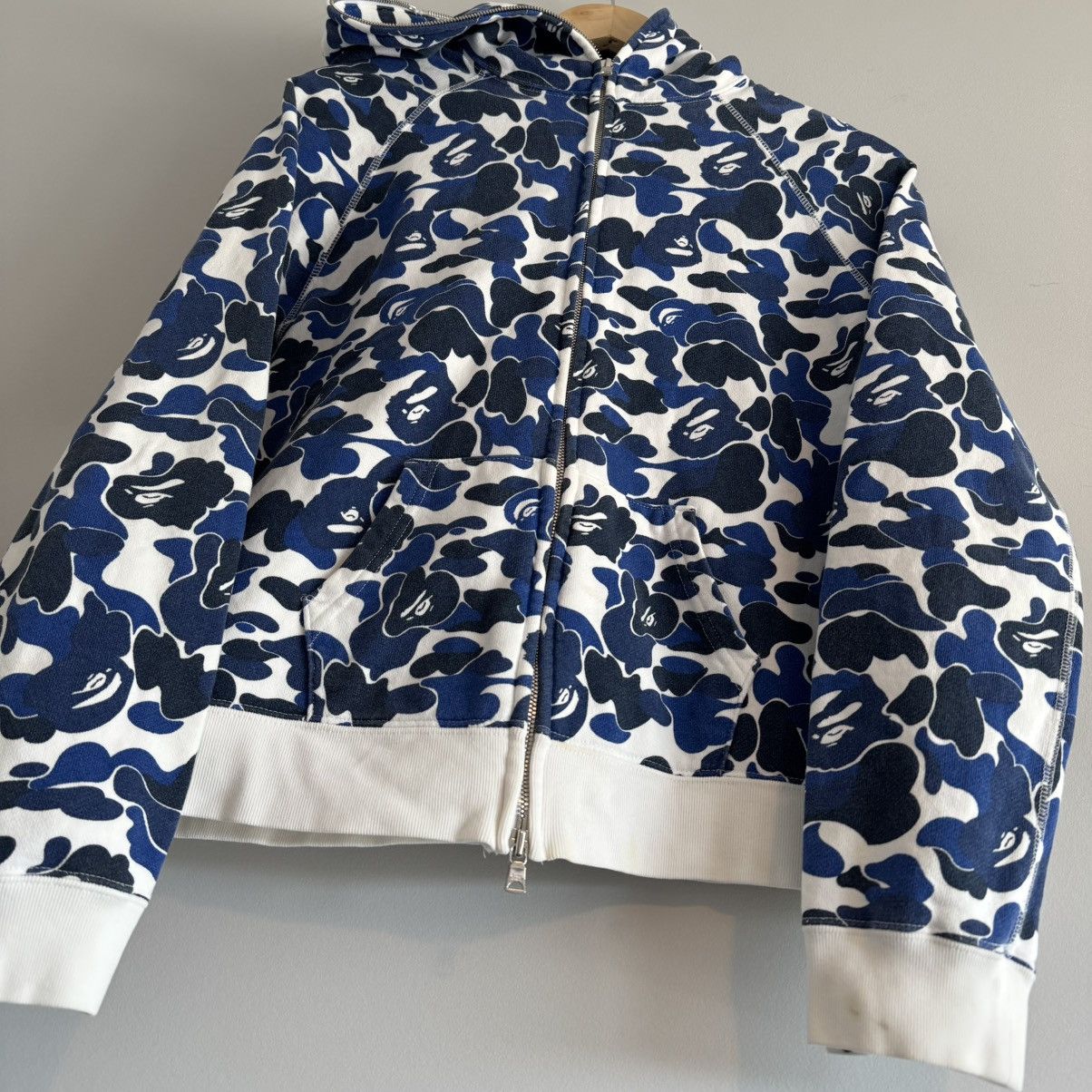 Bape Vintage y2k NFS EXCLUSIVE Blue Camo Full Zip Up Hoodie Size S / US 4 / IT 40 - 4 Thumbnail