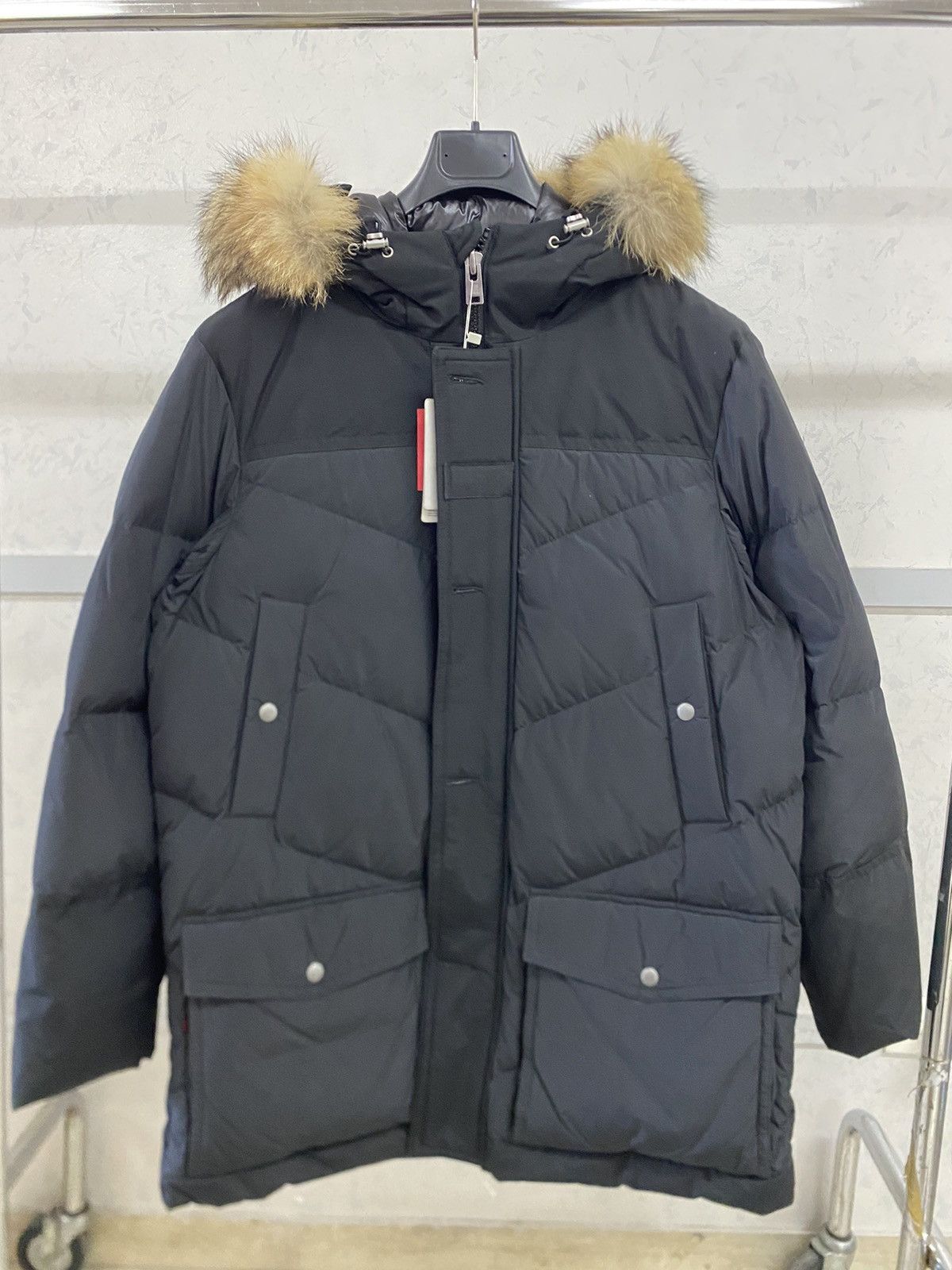 Other Woolrich Arctic Logo Parka Jacket, L, black, new with tags Size US L / EU 52-54 / 3 - 1 Thumbnail