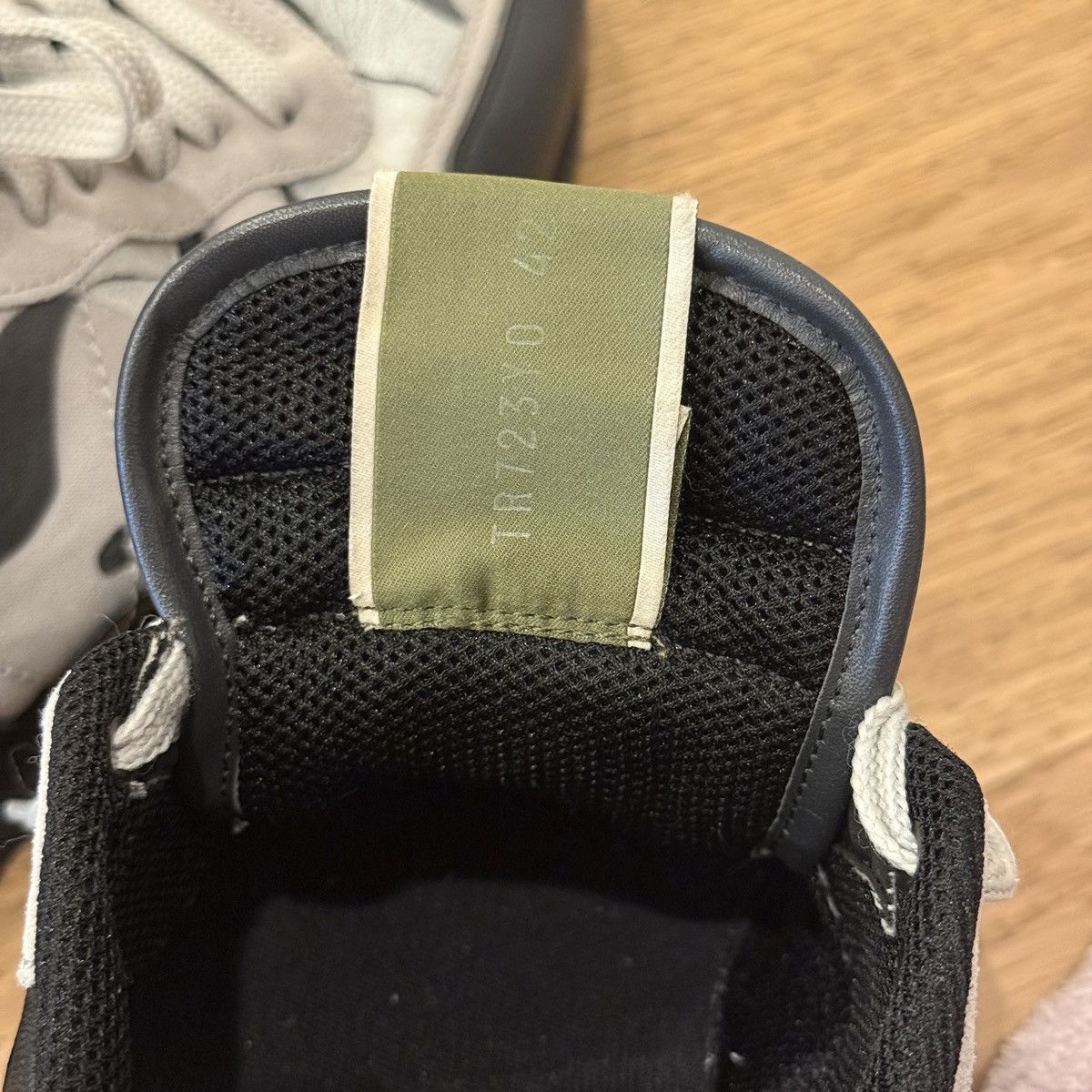 Valentino Valentino Garavani Rockrunner Sneaker EU 42 Camouflage Size US 9 / EU 42 - 13 Thumbnail