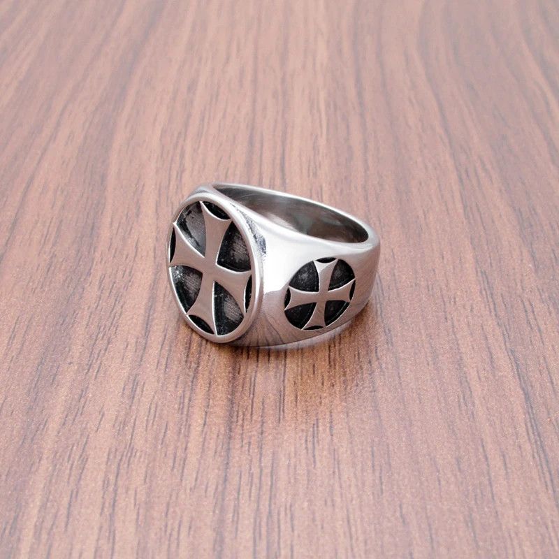 Designer × Jewelry Iron Knights Cross Ring Size ONE SIZE - 4 Thumbnail